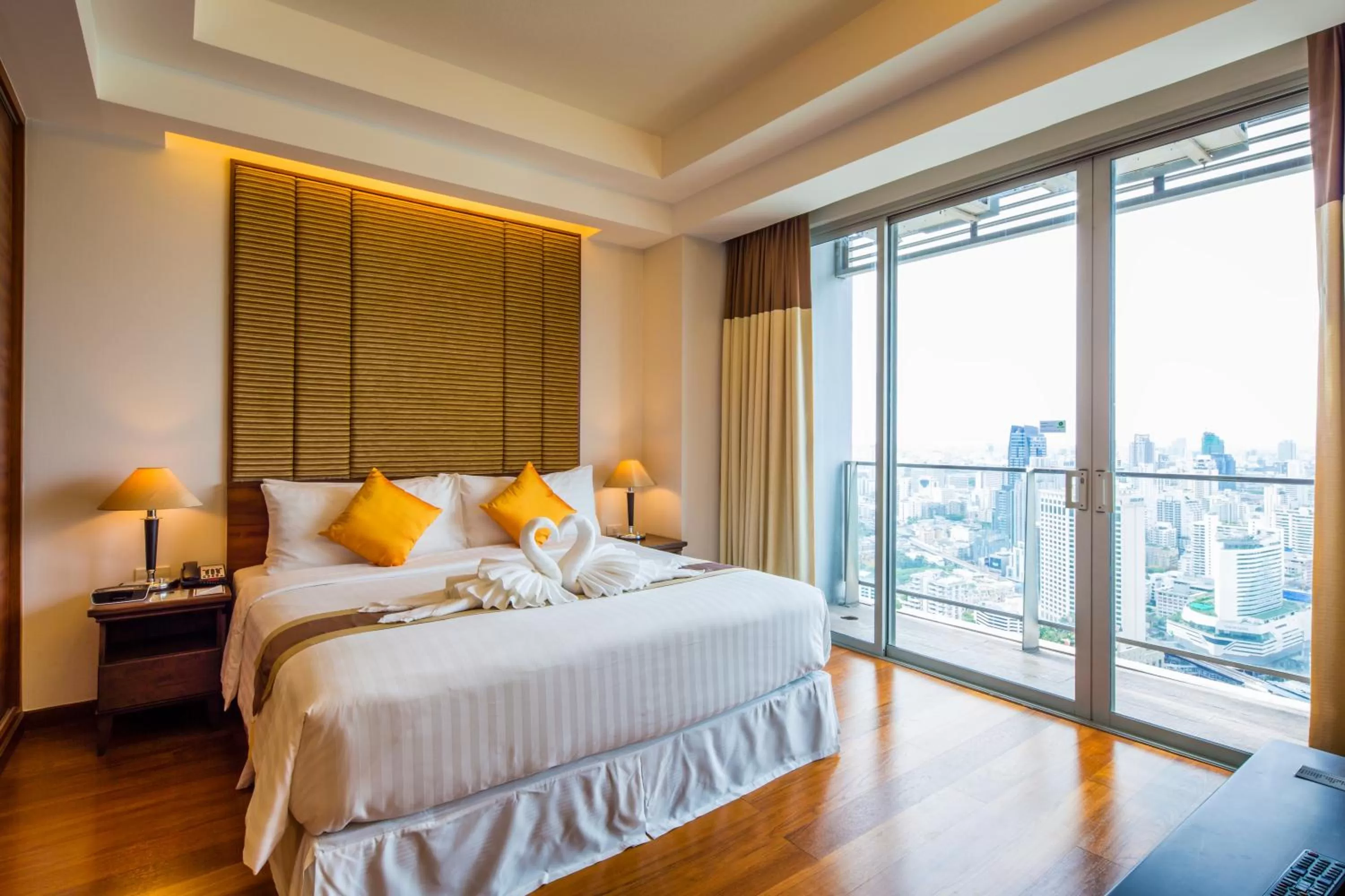 Balcony/Terrace, Bed in Column Bangkok Hotel