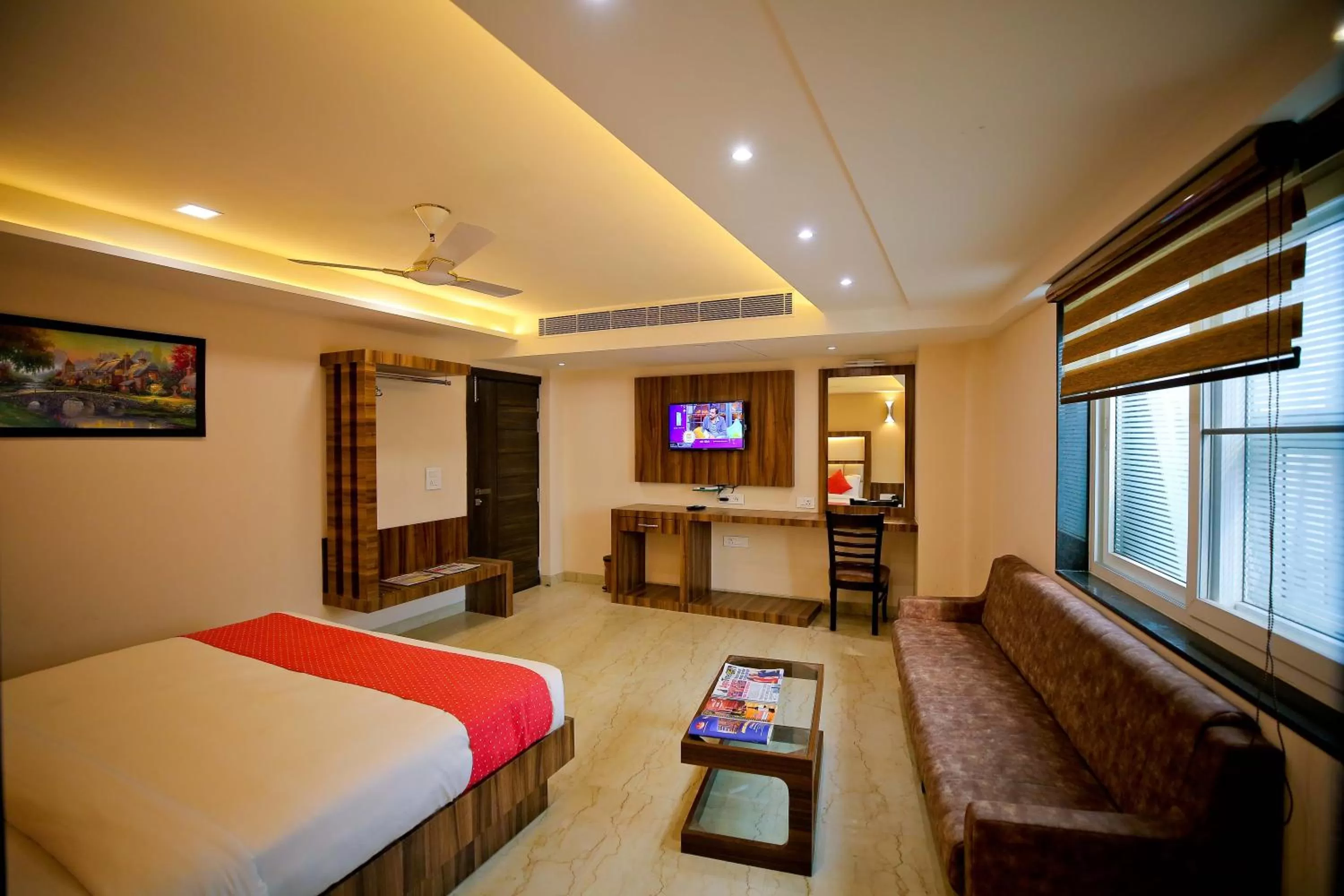 Photo of the whole room, Bed in Hotel Moti Palace