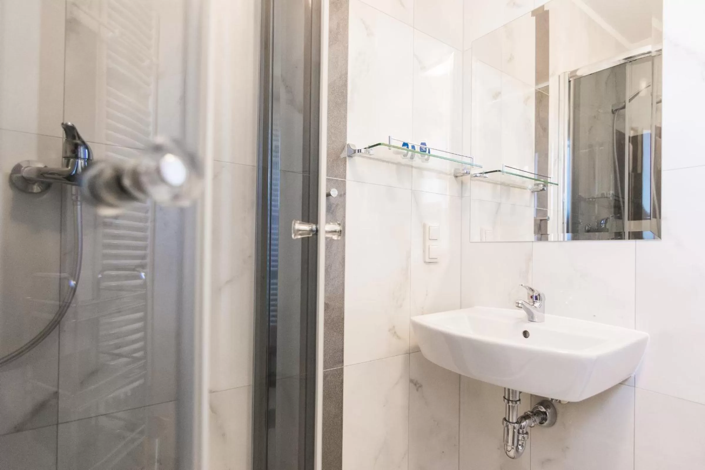 Bathroom in Resident Rene