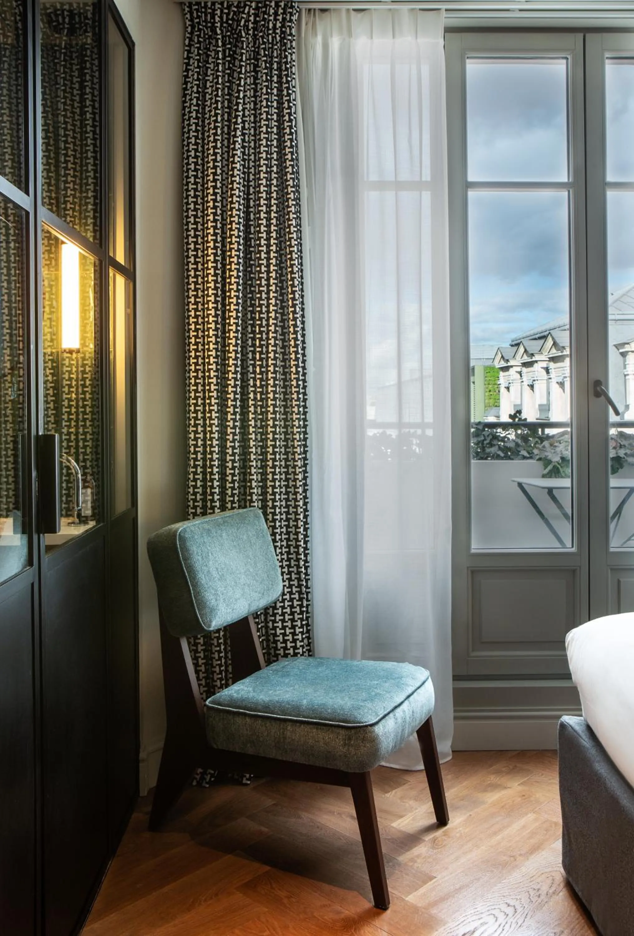 Bedroom in Hotel Flanelles Paris