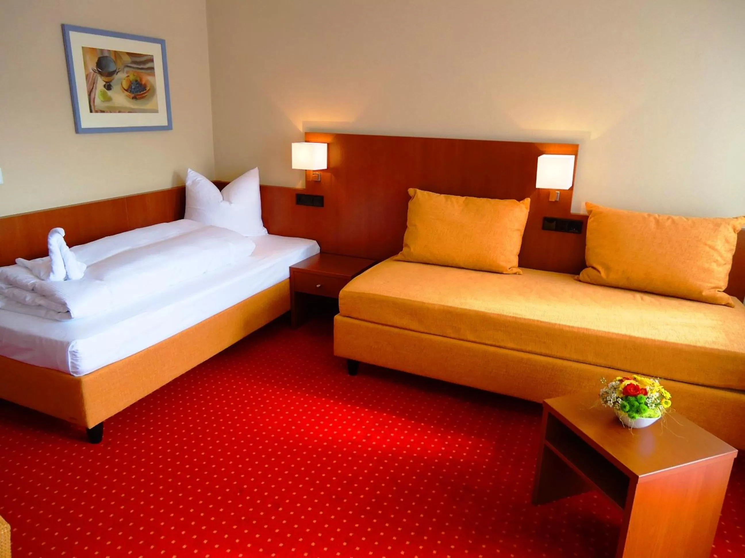 Photo of the whole room, Bed in Hotel Gasthof Posthalter