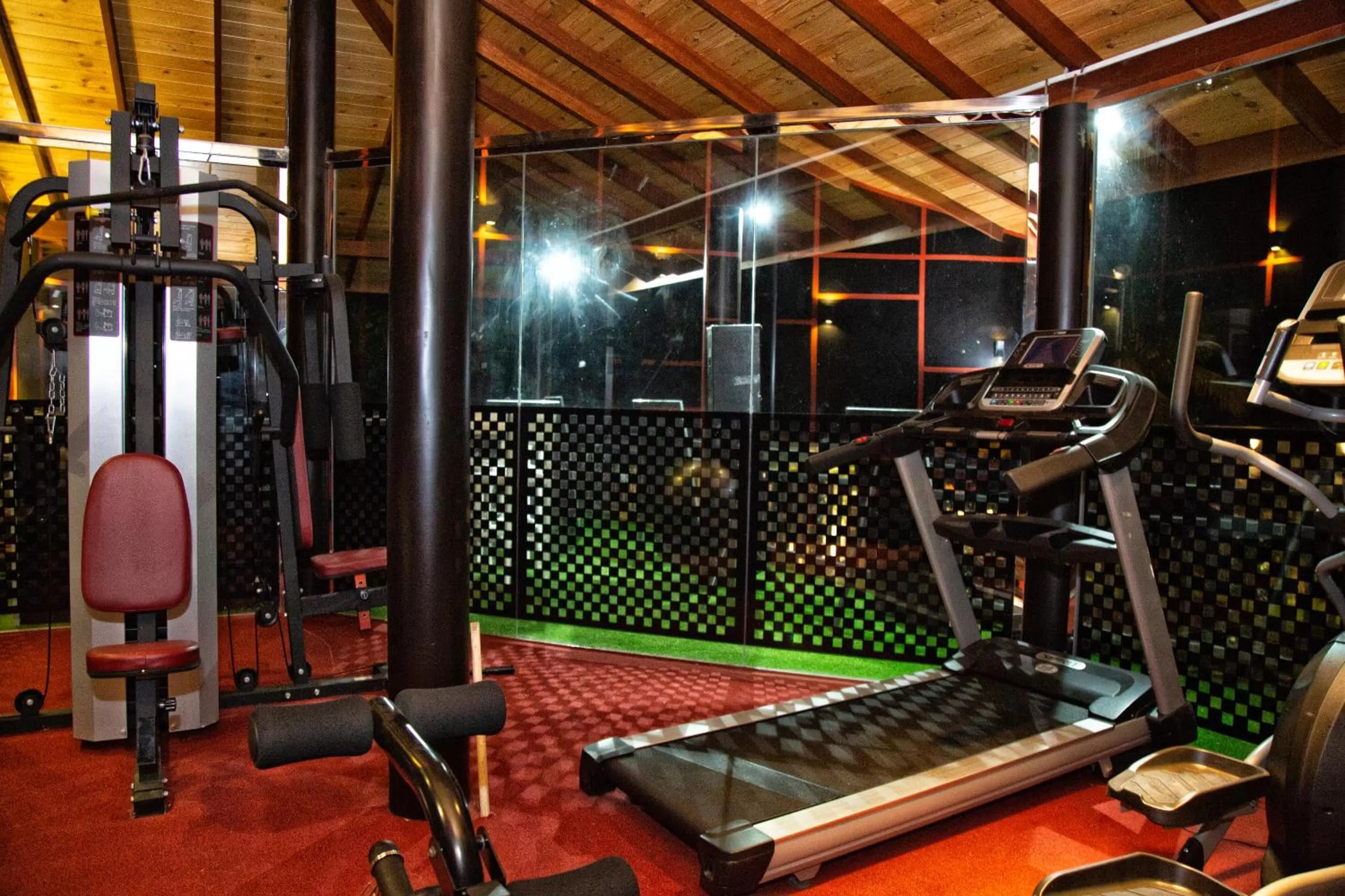 Fitness centre/facilities in Royal Classic Resort