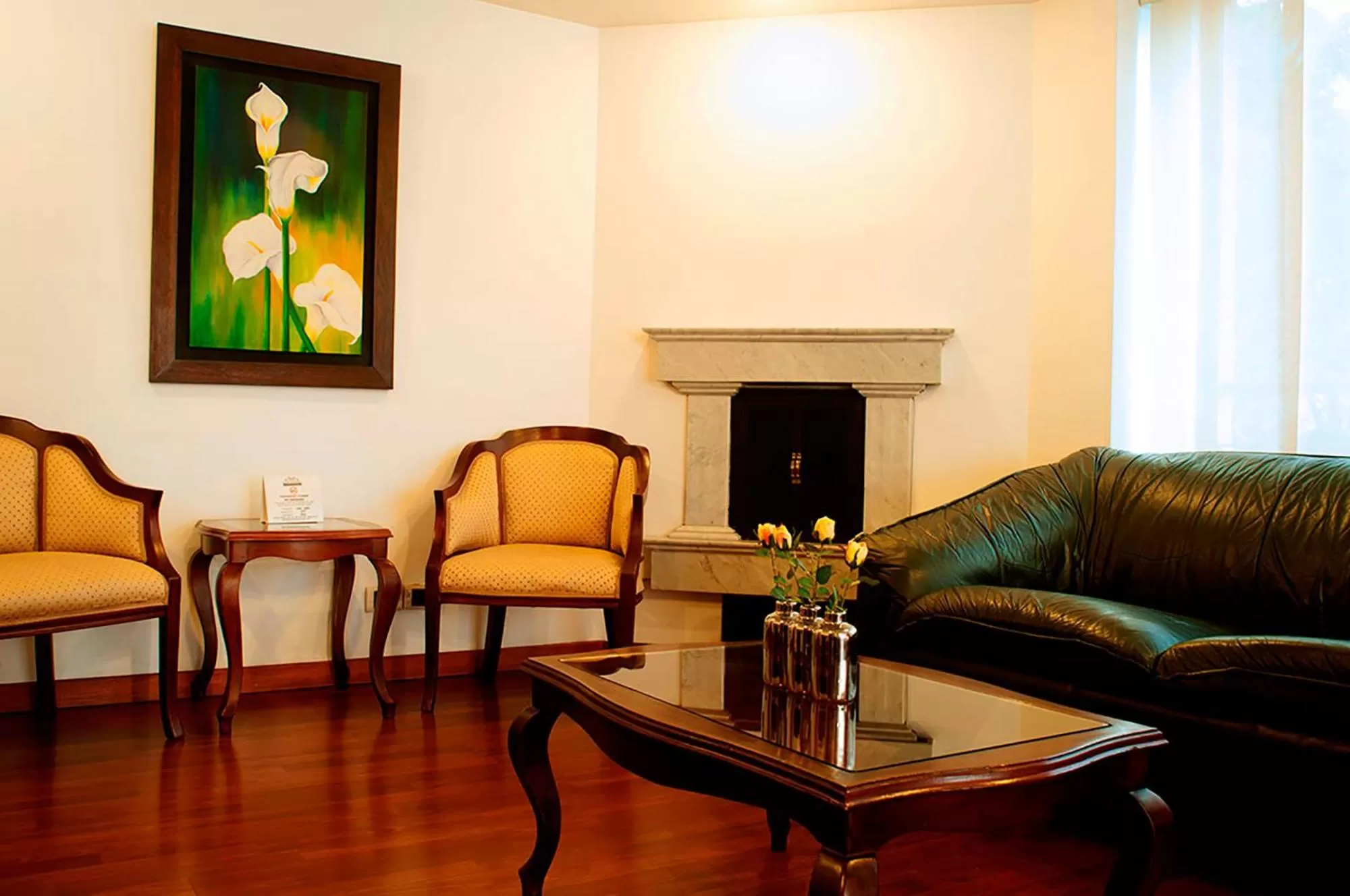 Living room in Apartaestudios Los Andes