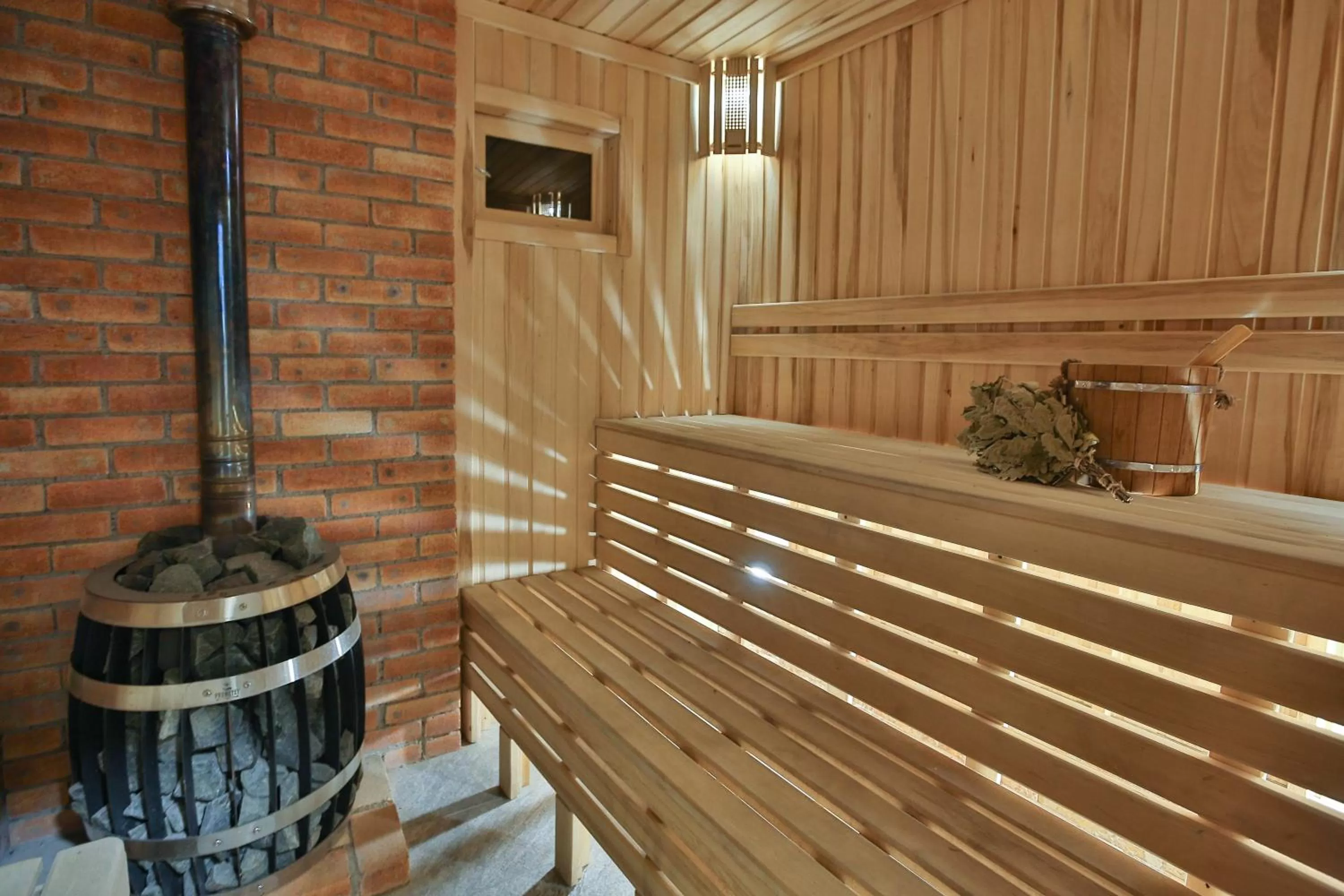 Massage in Asian Plaza