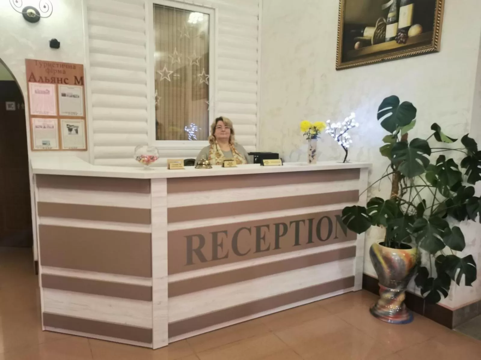 Lobby/Reception in Monte-Kristo Hotel