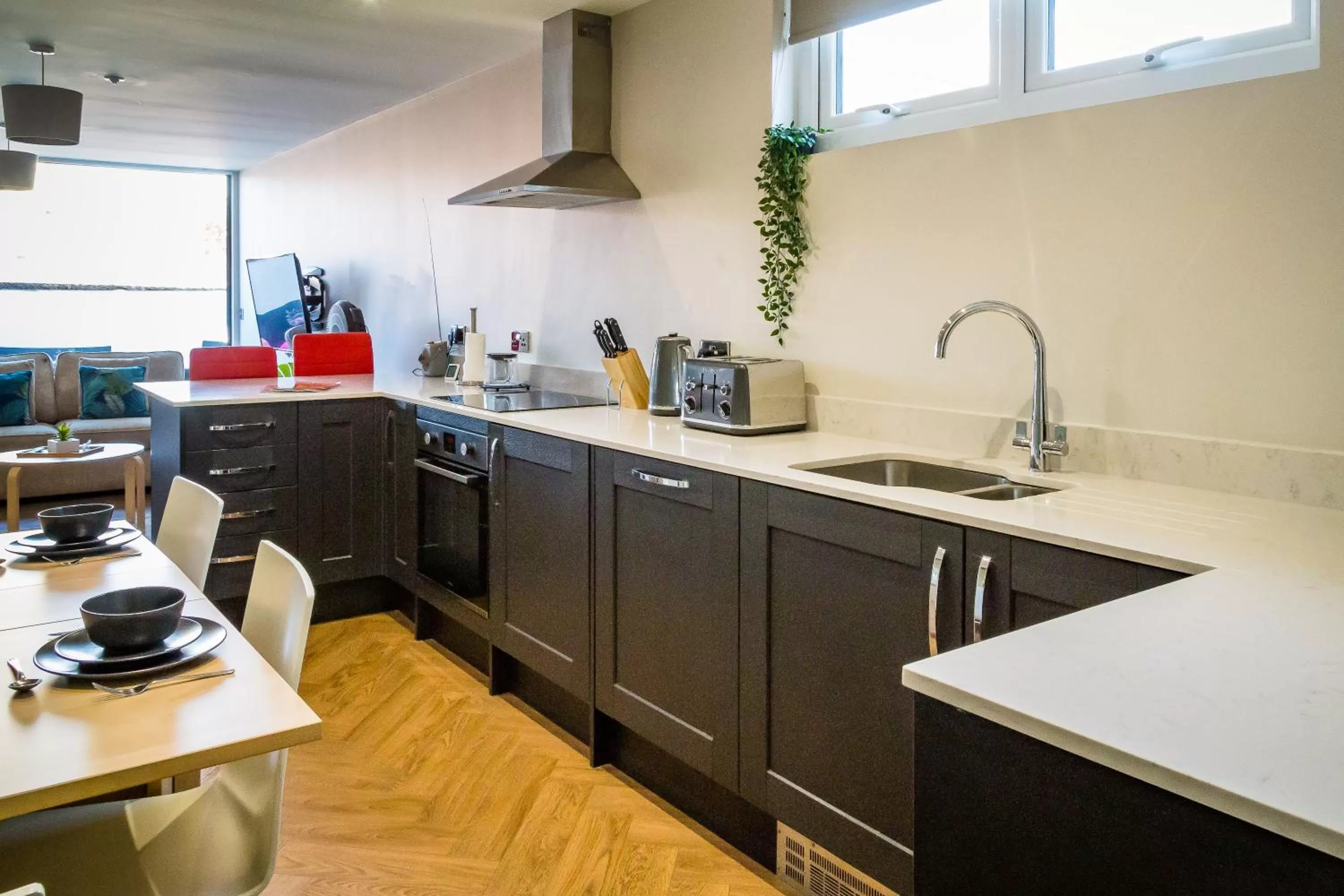 Kitchen or kitchenette in Goodramgate Apartments