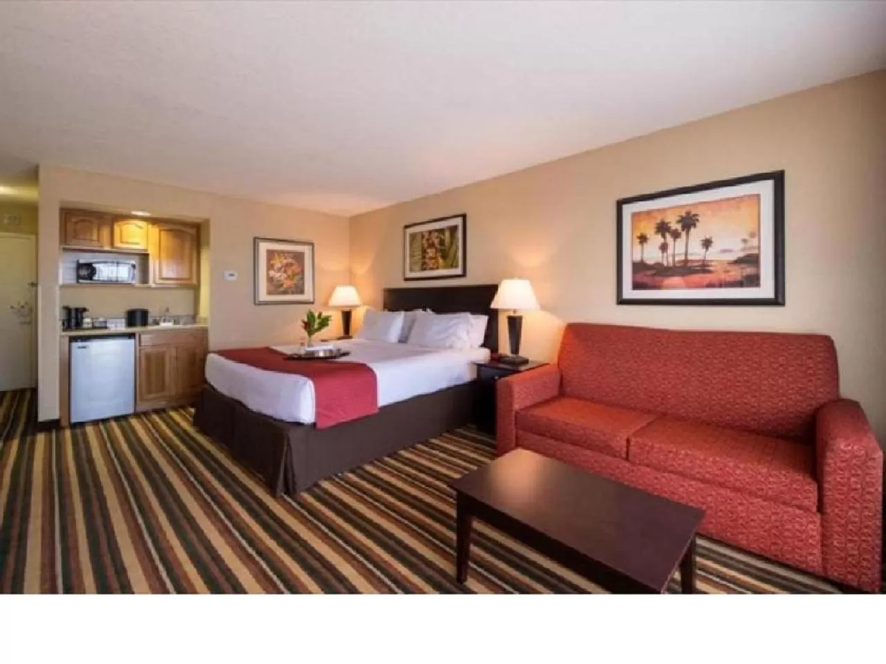 Bed in Holiday Inn & Suites Orlando SW - Celebration Area by IHG