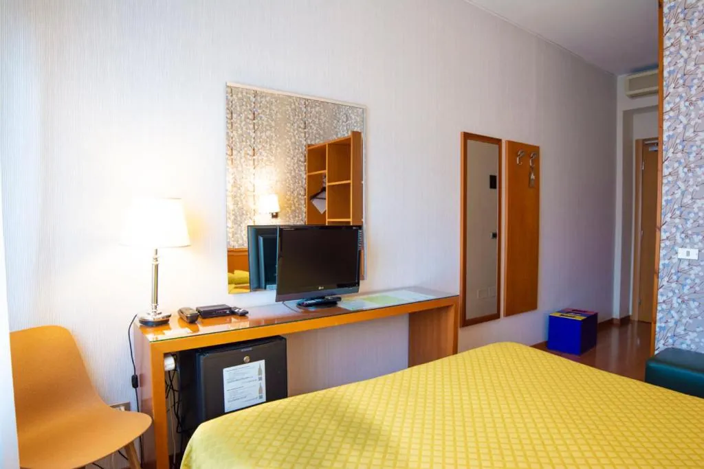 Bed in eco Hotel Milano & BioRiso Restaurant