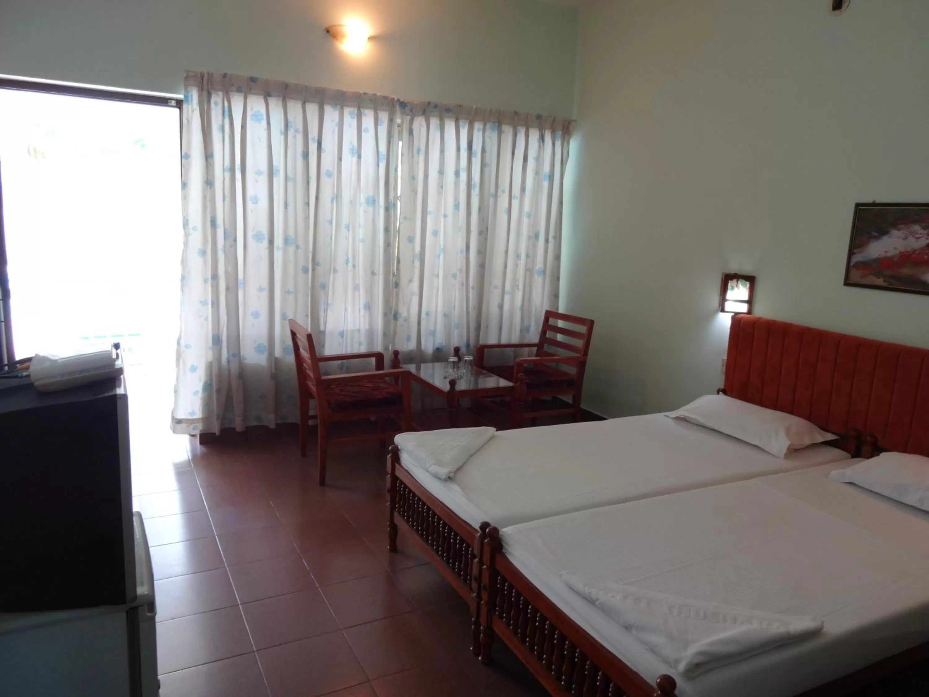 Bed in Hotel Thushara