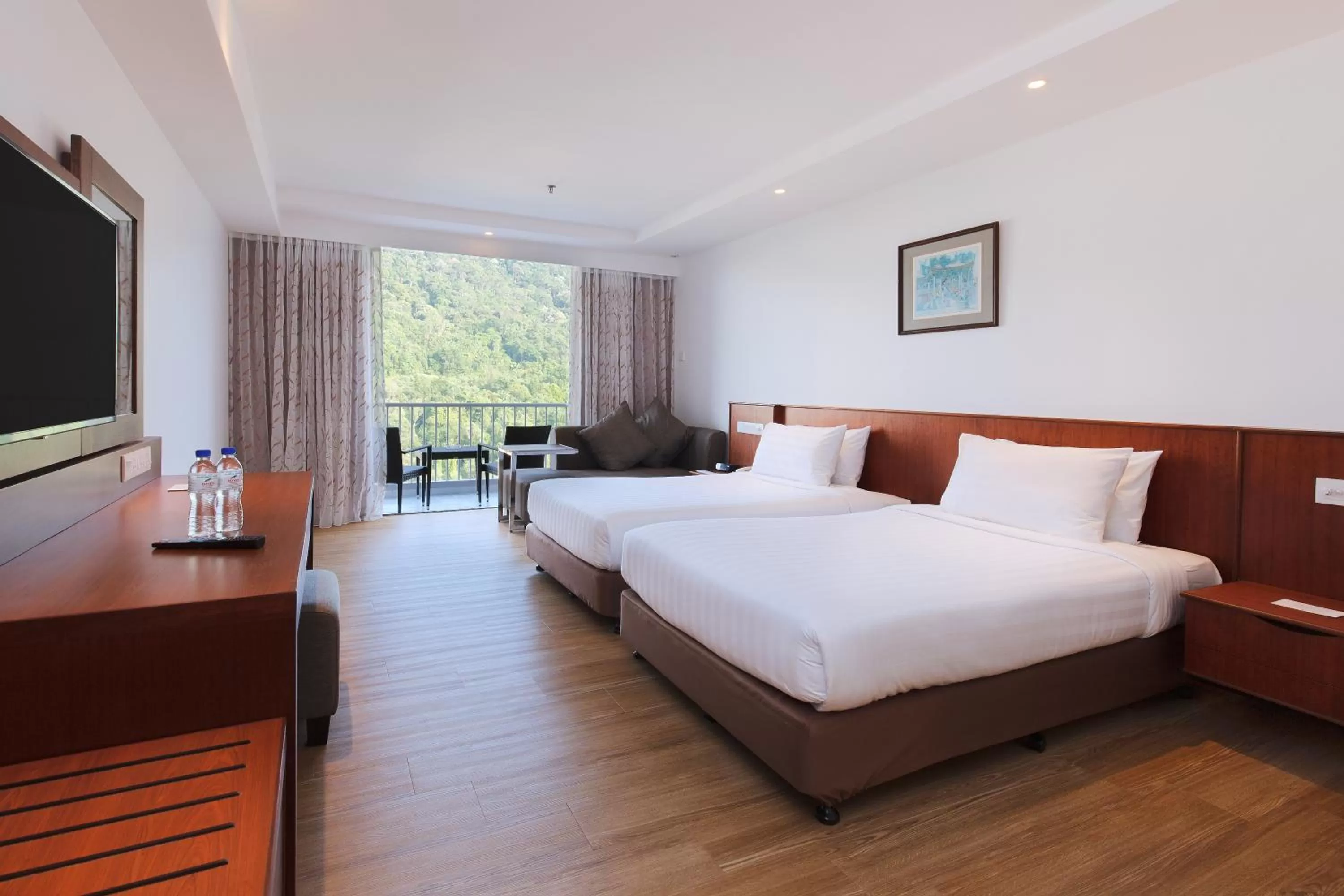 TV and multimedia, Bed in The Bayview Beach Resort