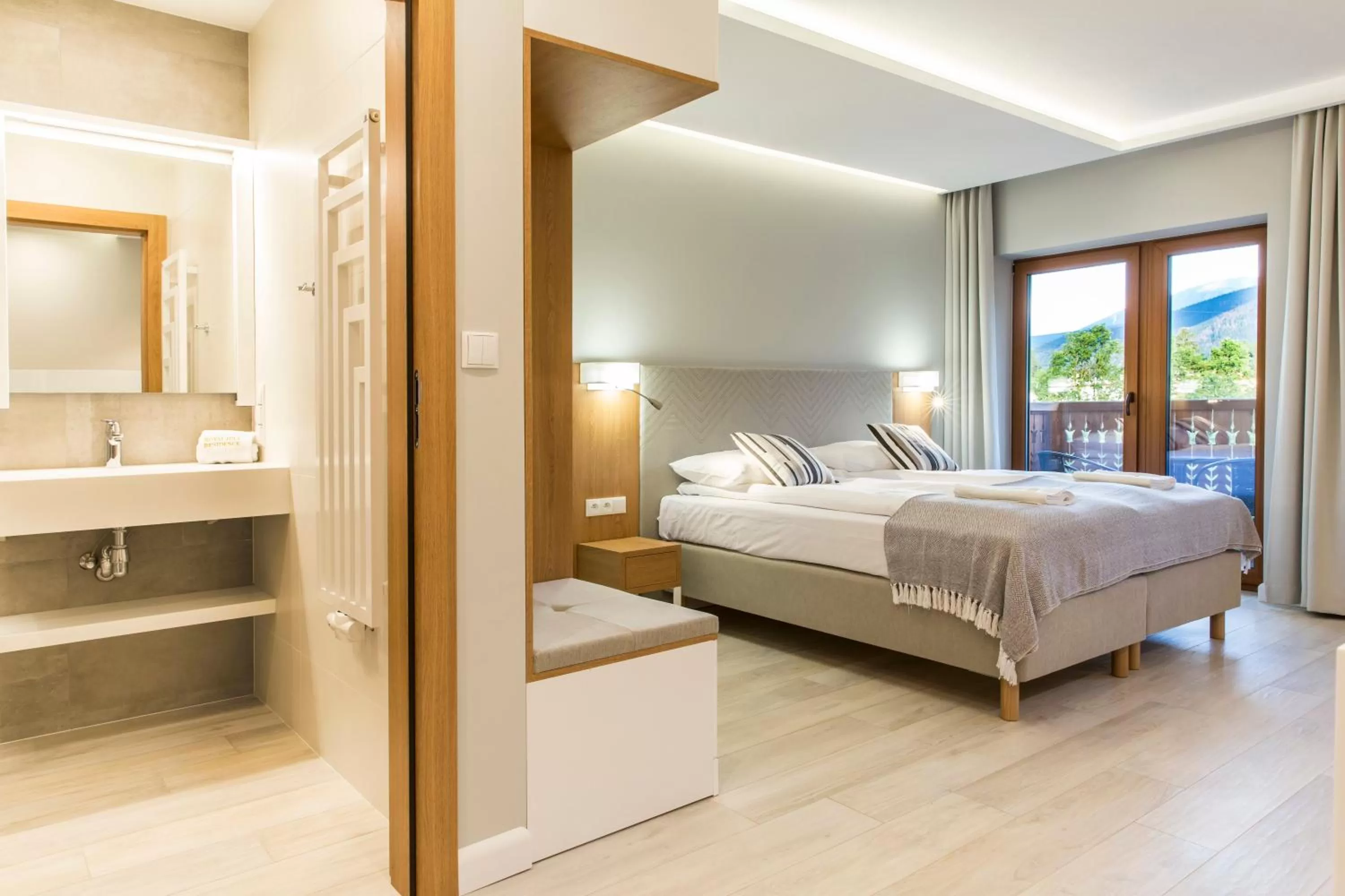 Photo of the whole room, Bed in Royal Hill Residence