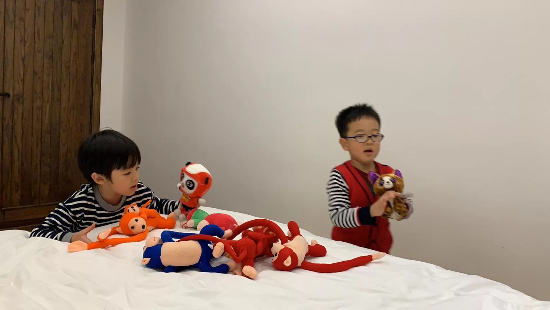 Children in Yuelu Homestay