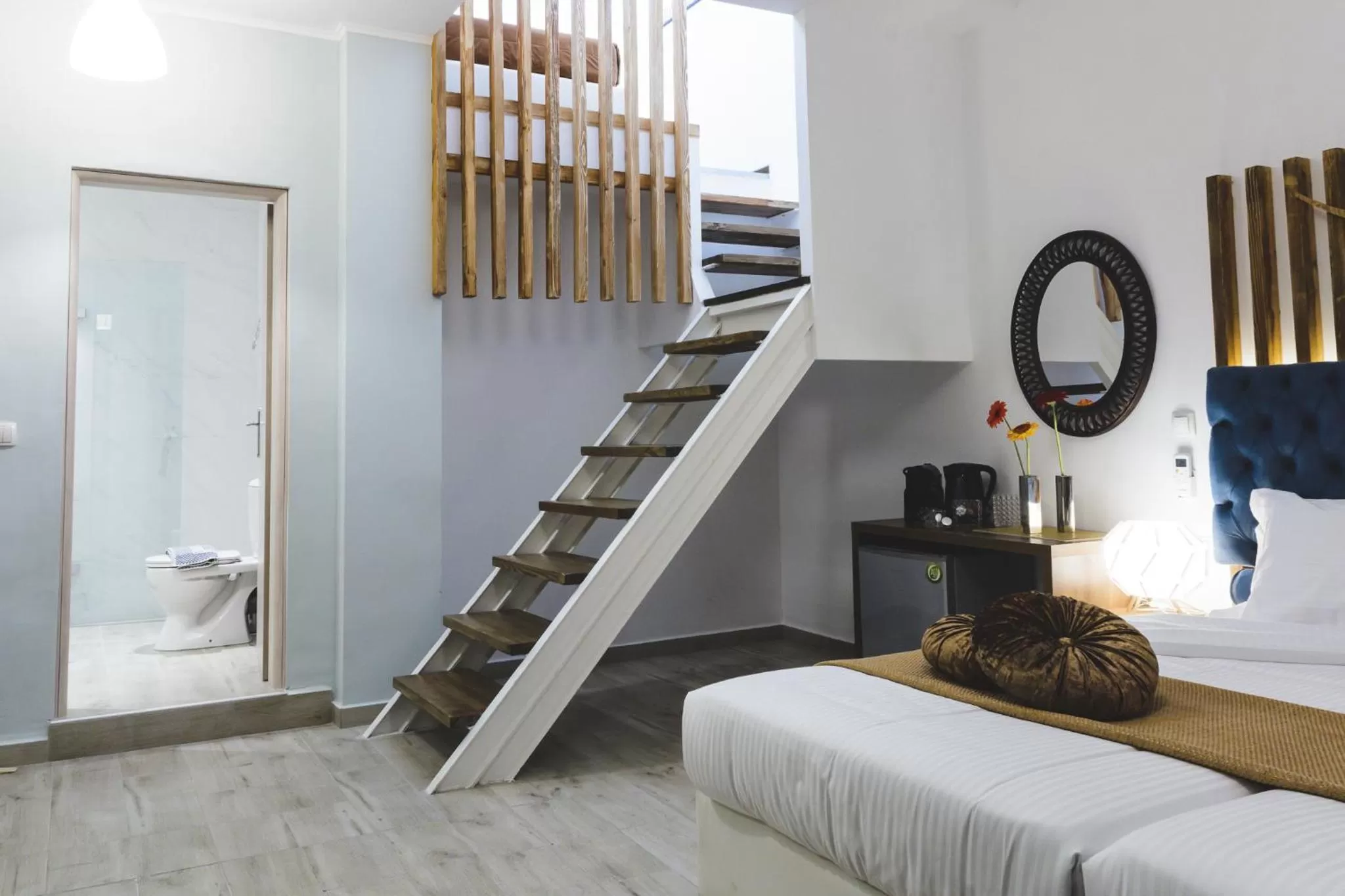 Coffee/tea facilities, Bed in Dome Rooms Downtown