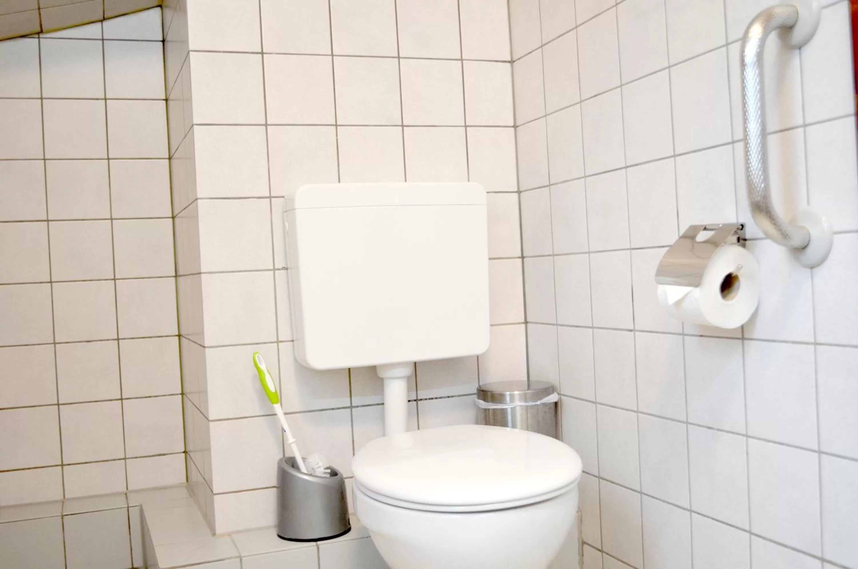 Toilet in Hana Aparthotel