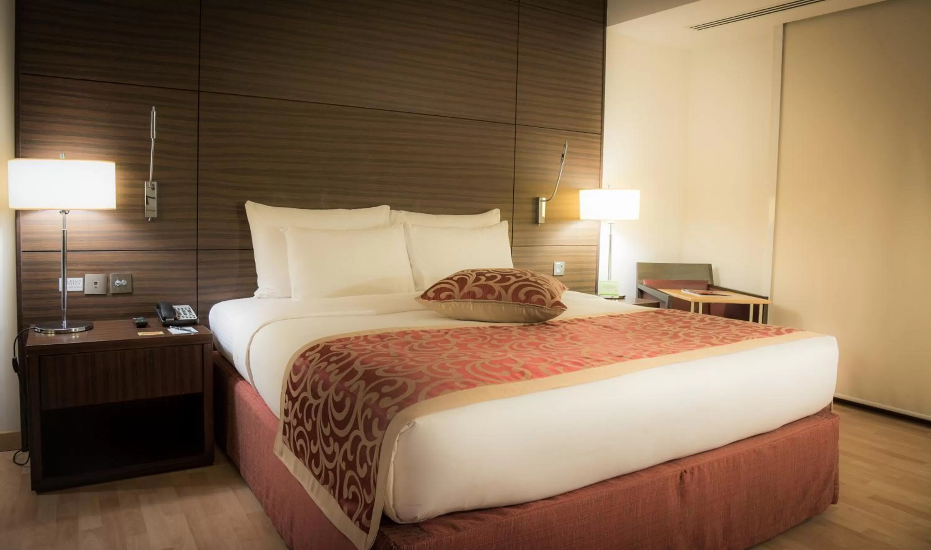 Bed in Asdal Gulf Inn Boutique Hotel- SEEF