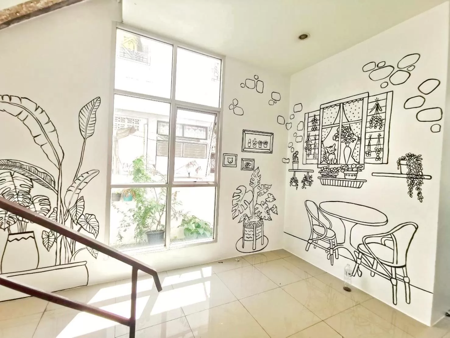 Inner courtyard view in RoomQuest Chiang Mai Tha Phae