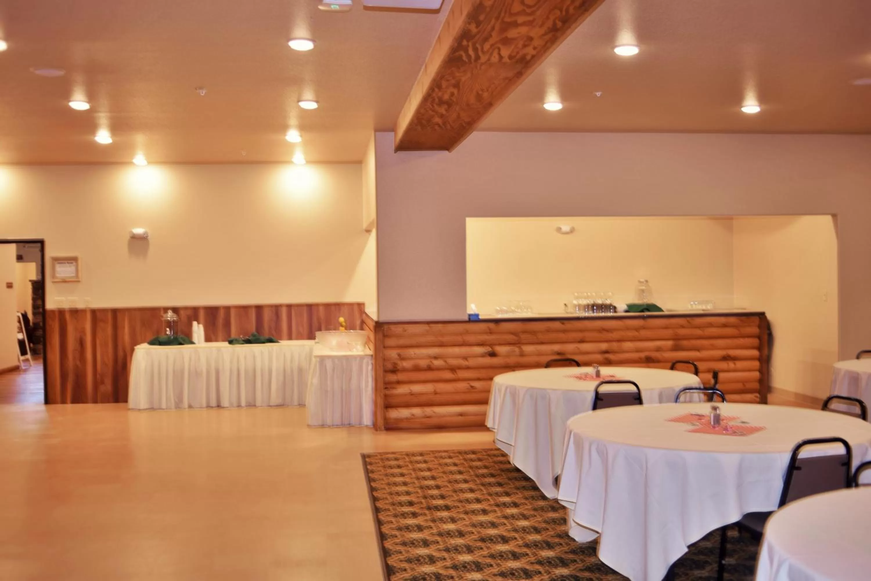 Business facilities, Banquet Facilities in Newcastle Lodge & Convention Center