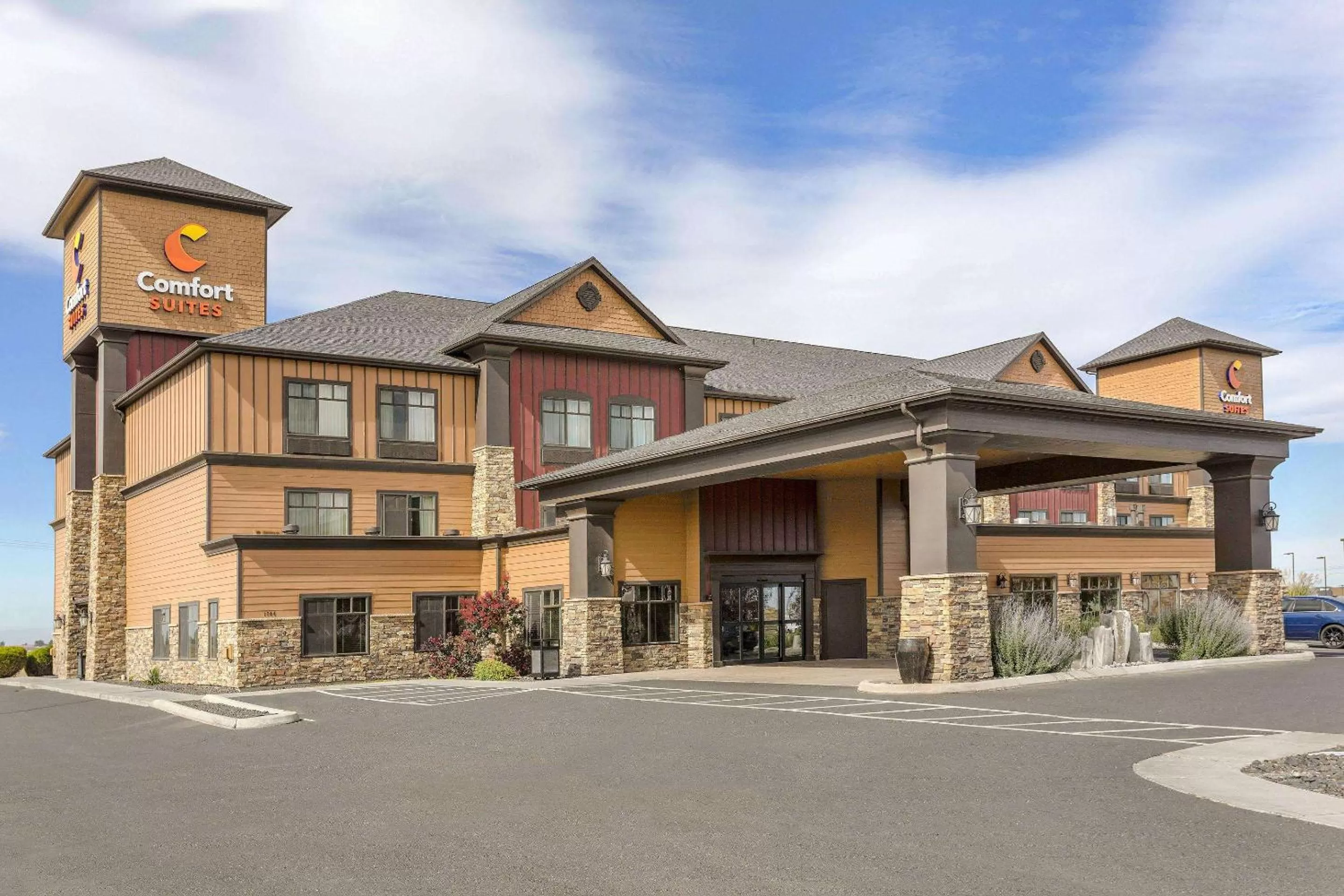 Property building in Comfort Suites Moses Lake