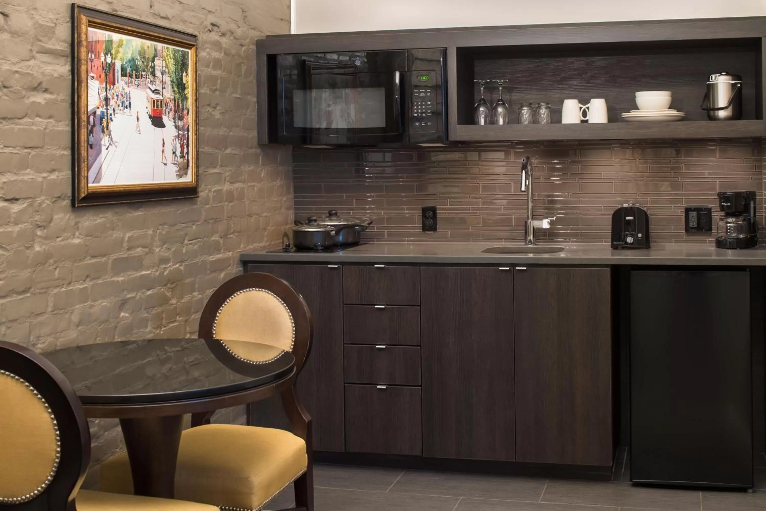 Kitchen or kitchenette in The Mark Spencer Hotel