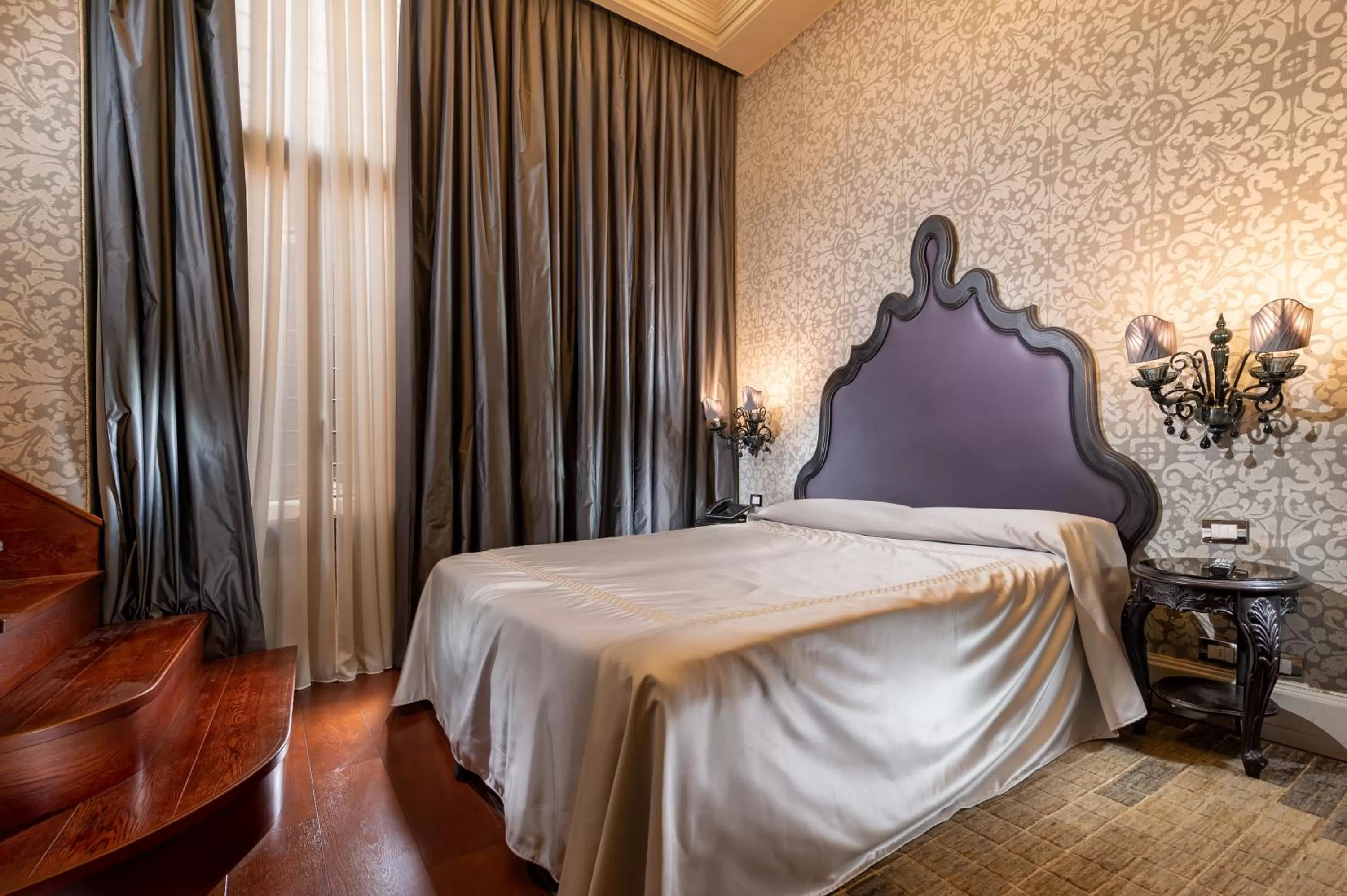 Bed in Hotel Palazzetto Madonna