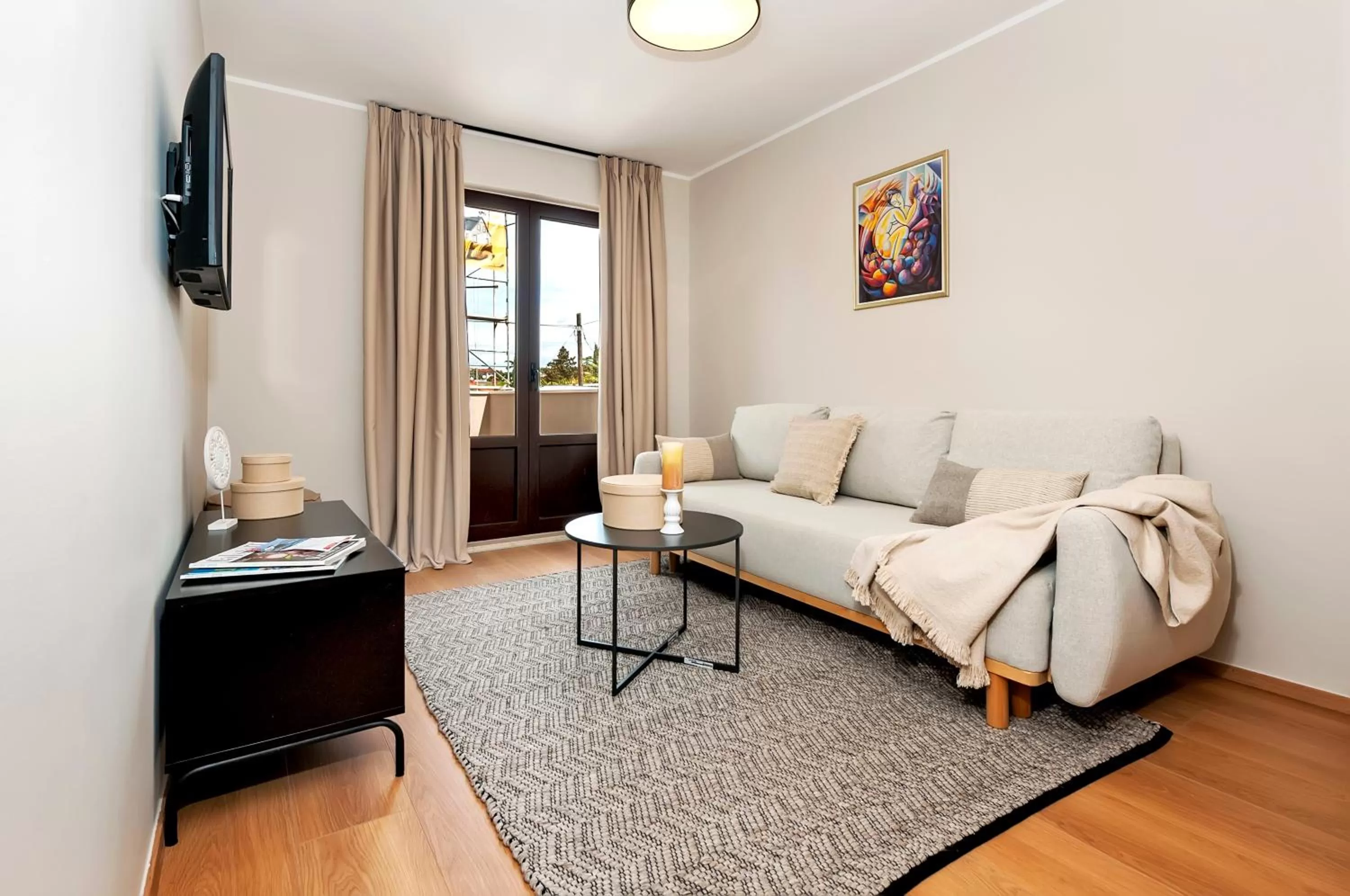 Living room, Bed in Sunset Residence Rovinj