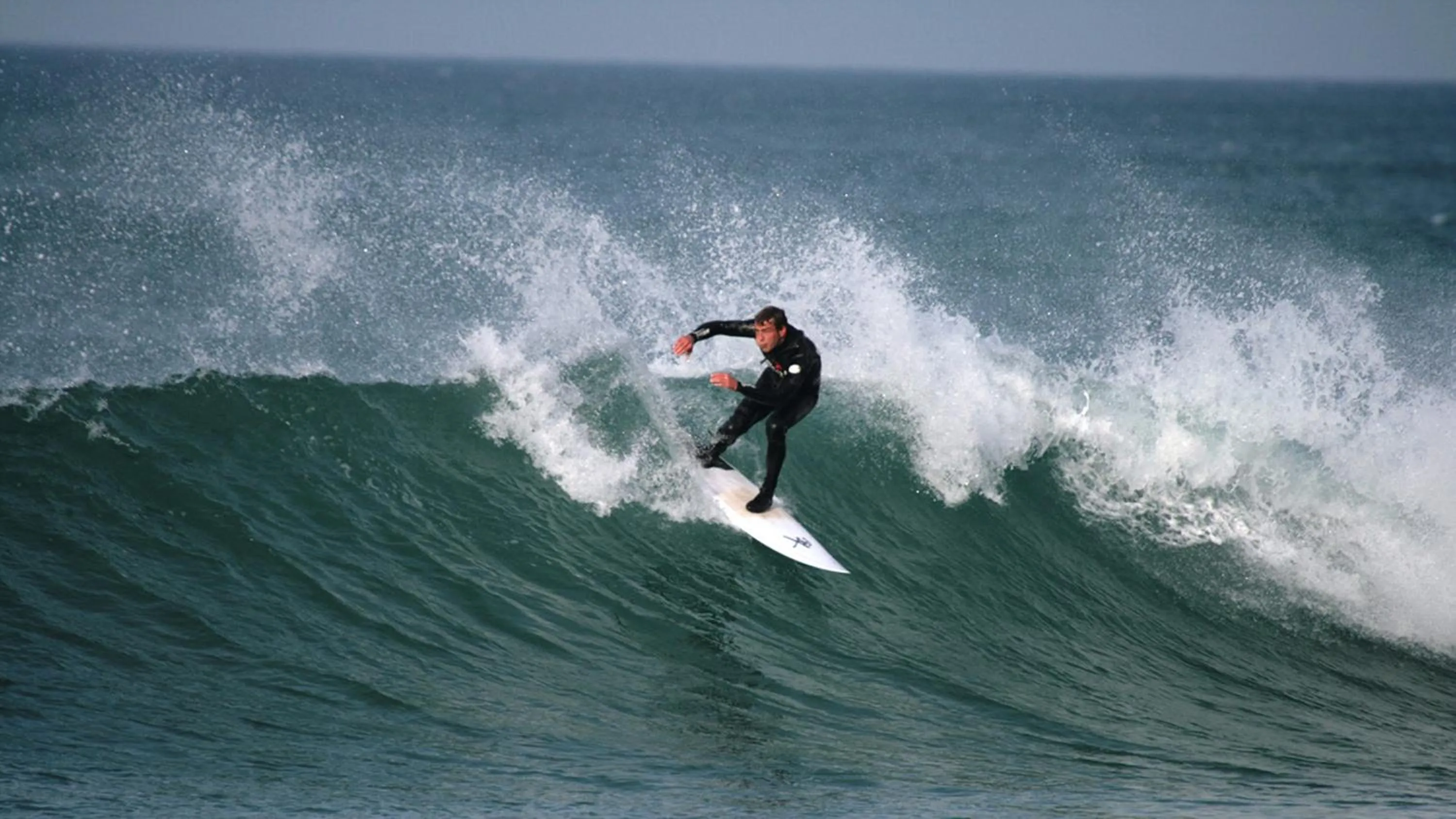 Windsurfing in Hotel Neptuno