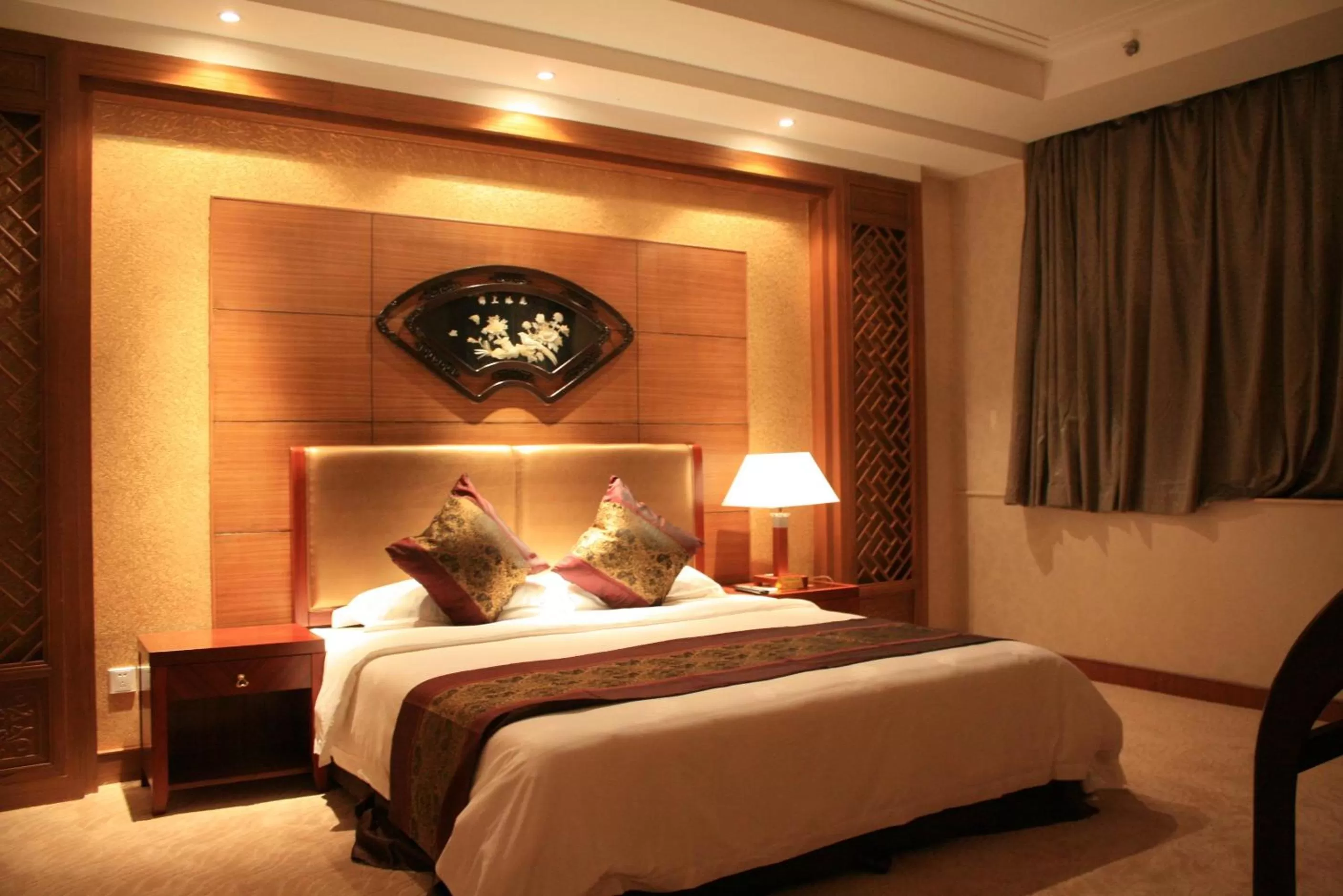 Bedroom, Bed in Sogecoa Golden Peacock