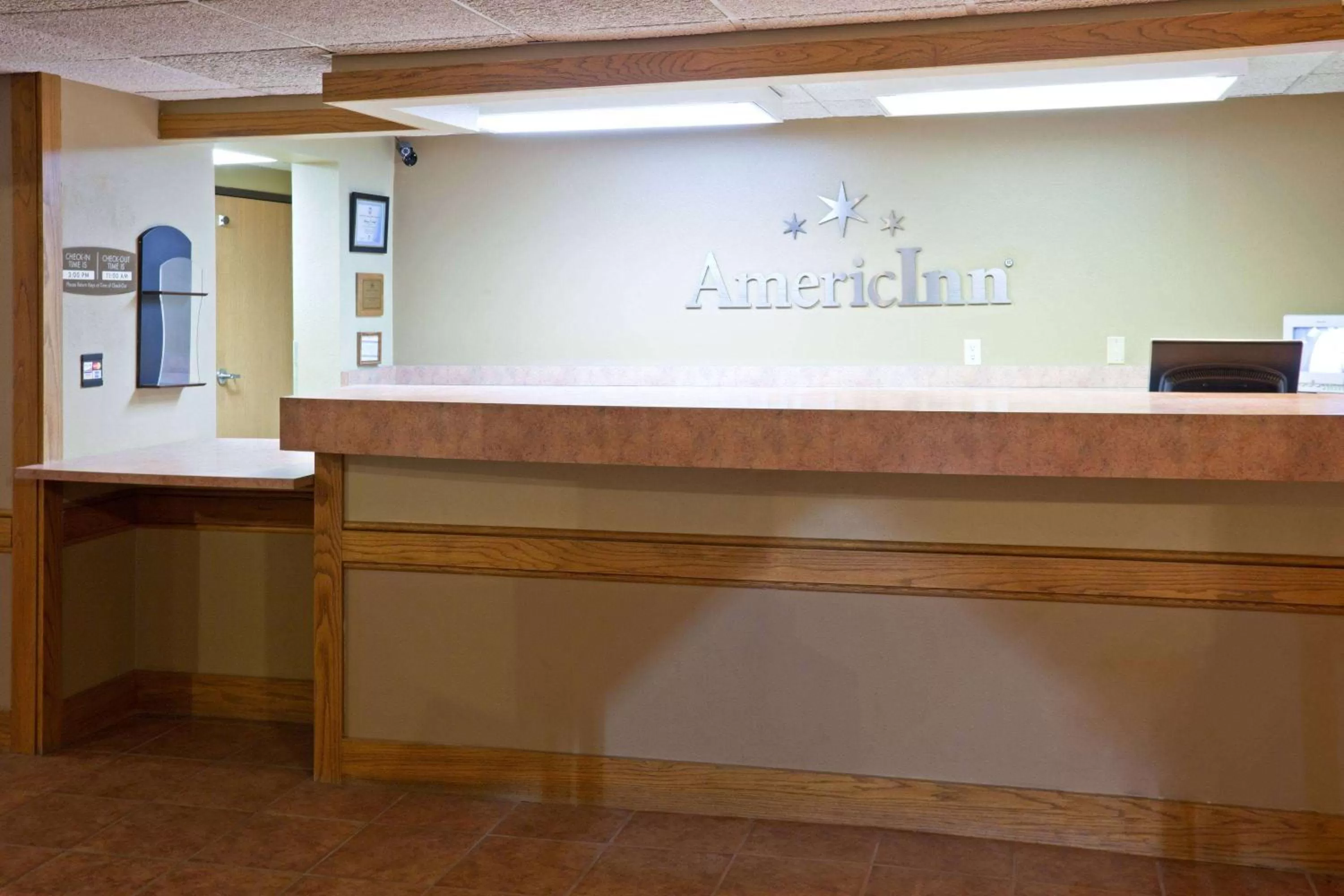 Lobby or reception in AmericInn by Wyndham Blue Earth