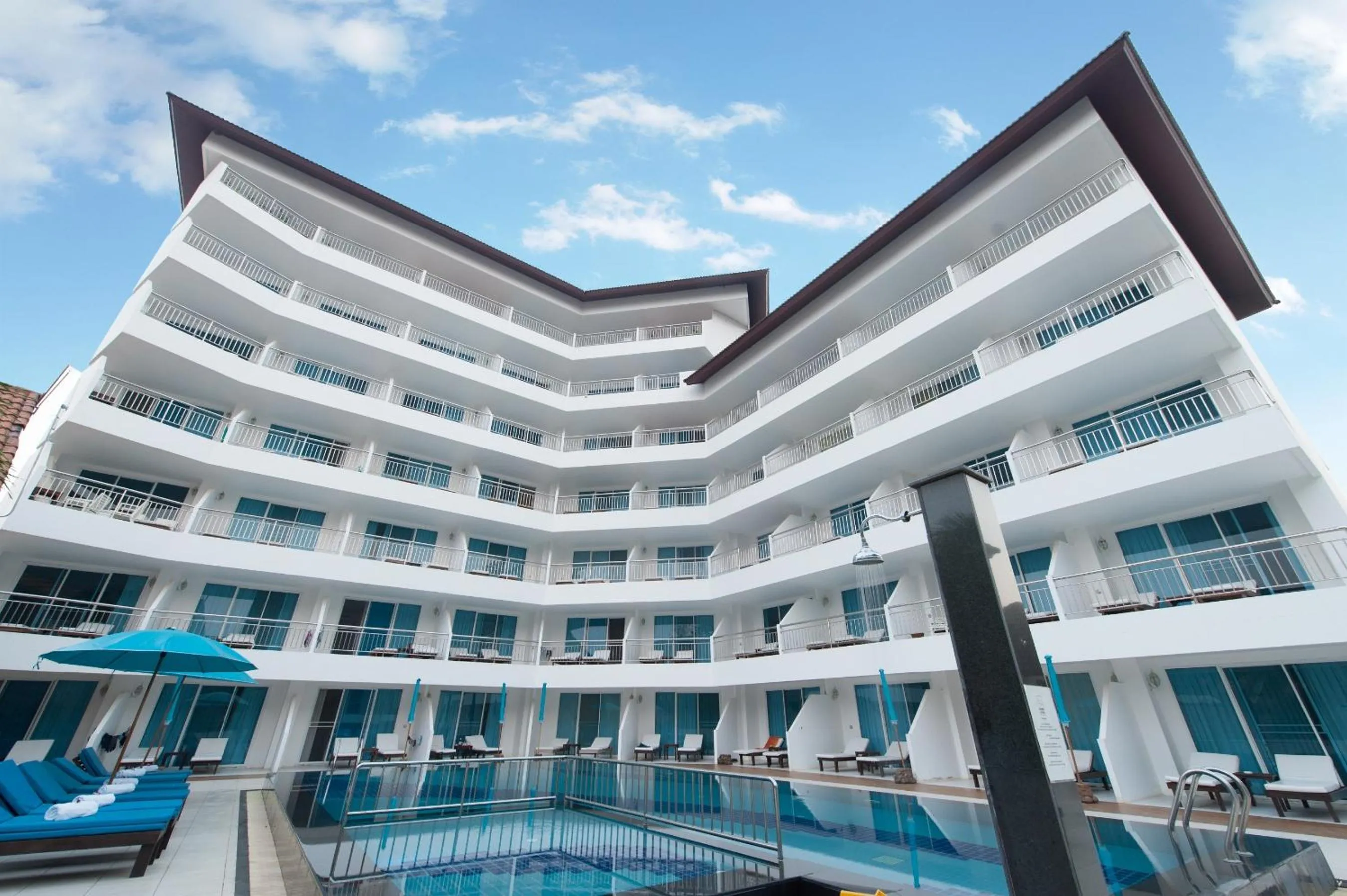 Facade/entrance in Pinnacle Grand Jomtien Resort and Beach Club