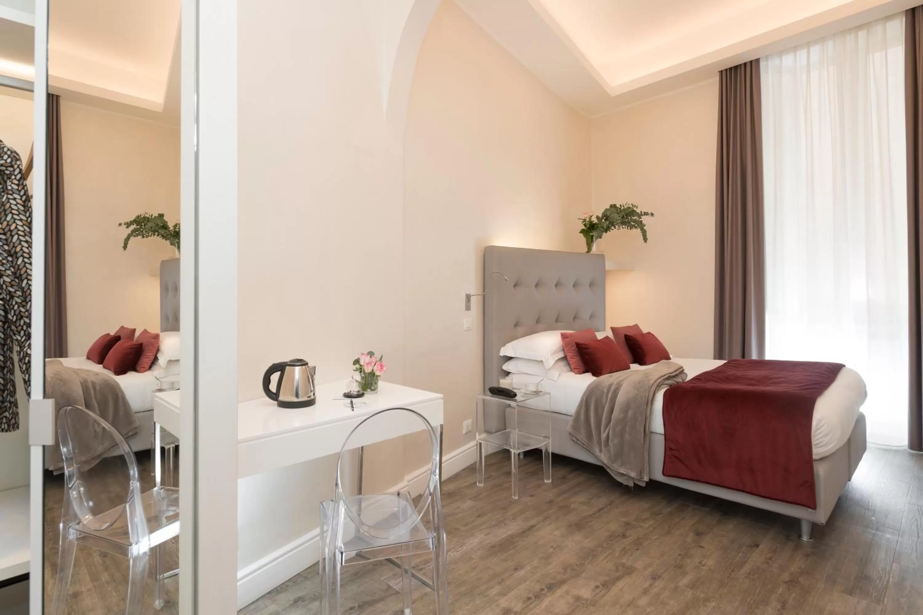 Bedroom, Bed in Hotel Navona