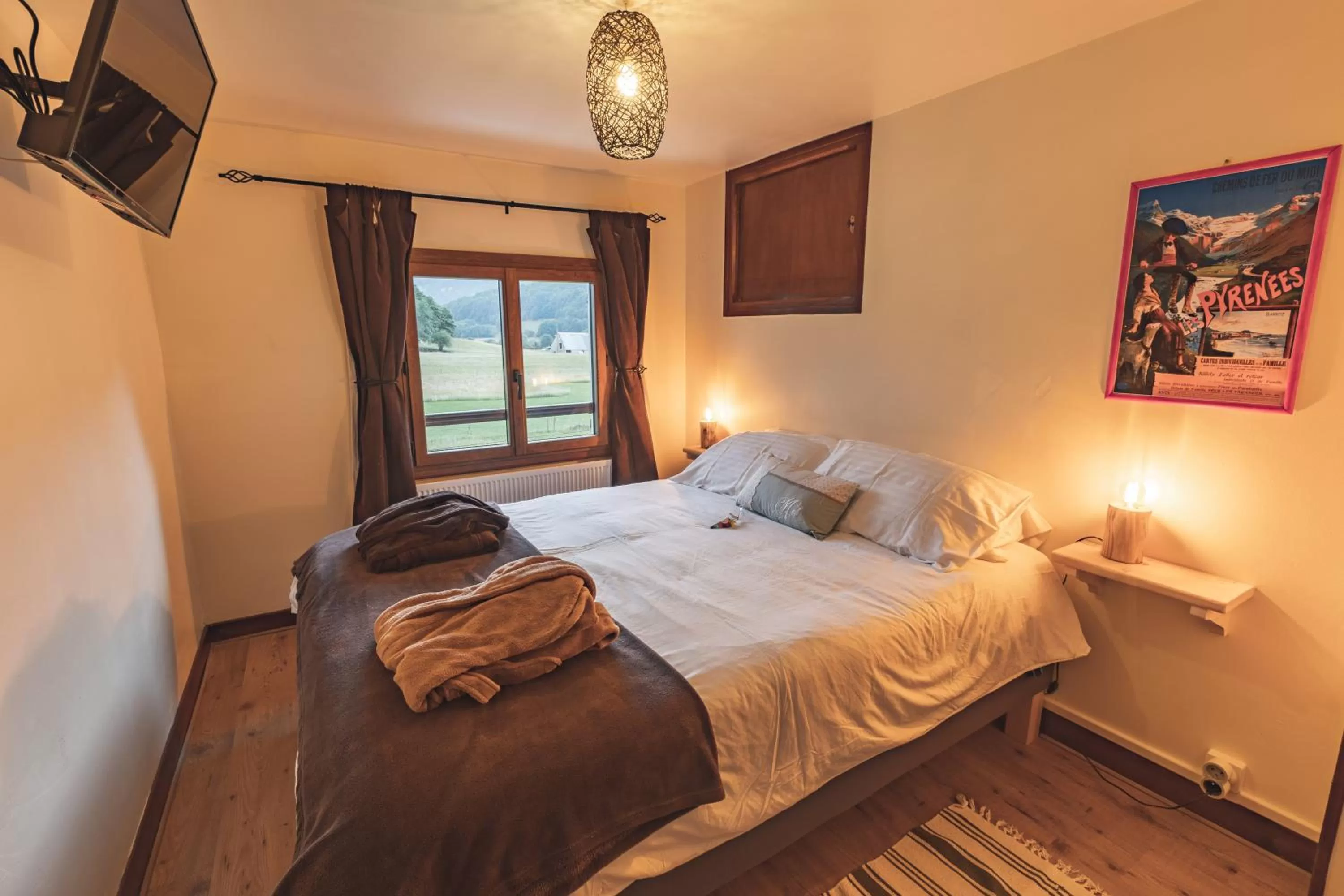 Photo of the whole room, Bed in Chalet Ouréa