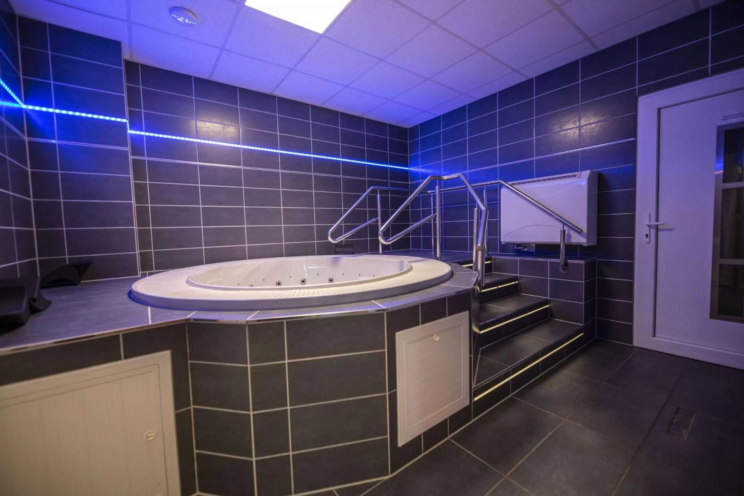 Hot Tub in Hotel Aldo