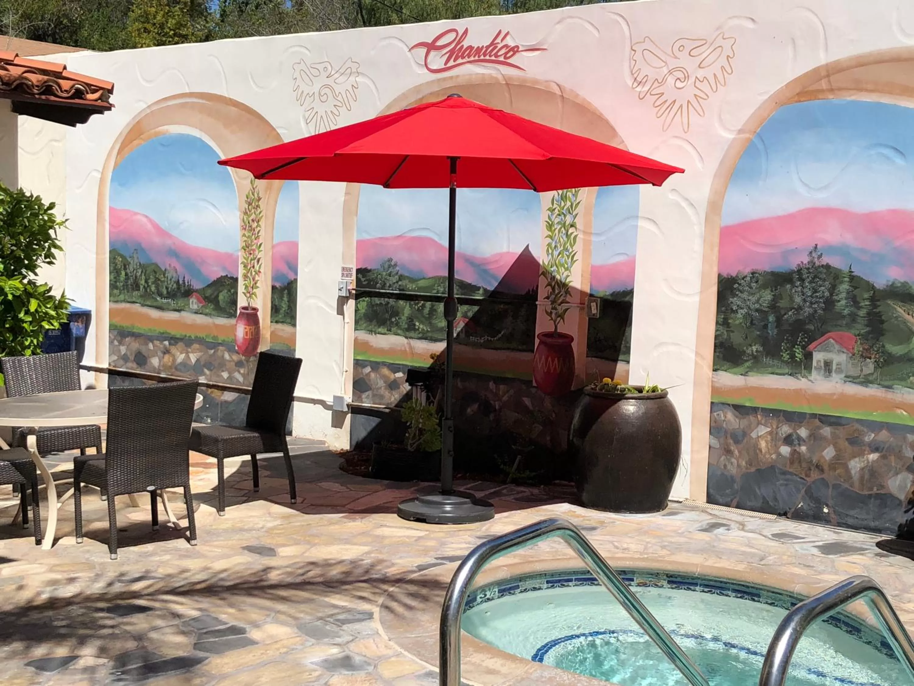 Hot Tub in Chantico Inn