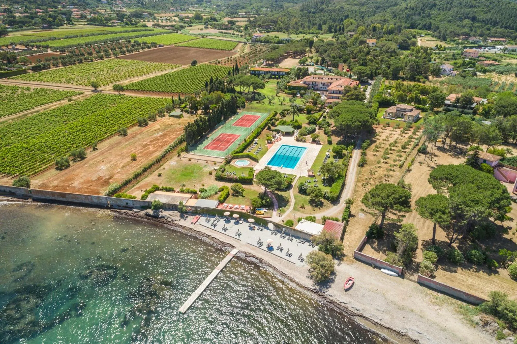 Restaurant/places to eat in Hotel Fabricia