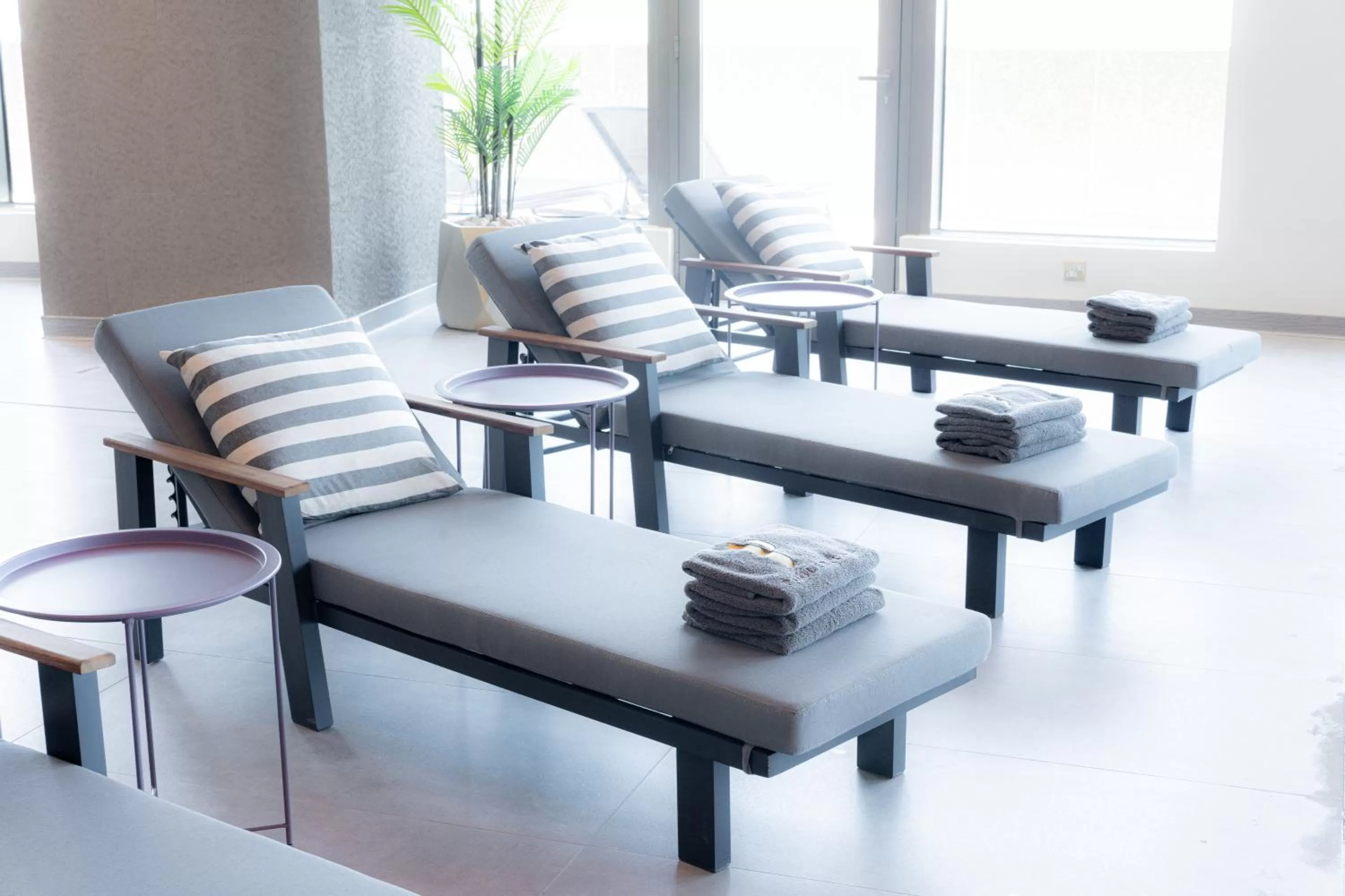 Swimming pool in Kuwait Grand Hotel