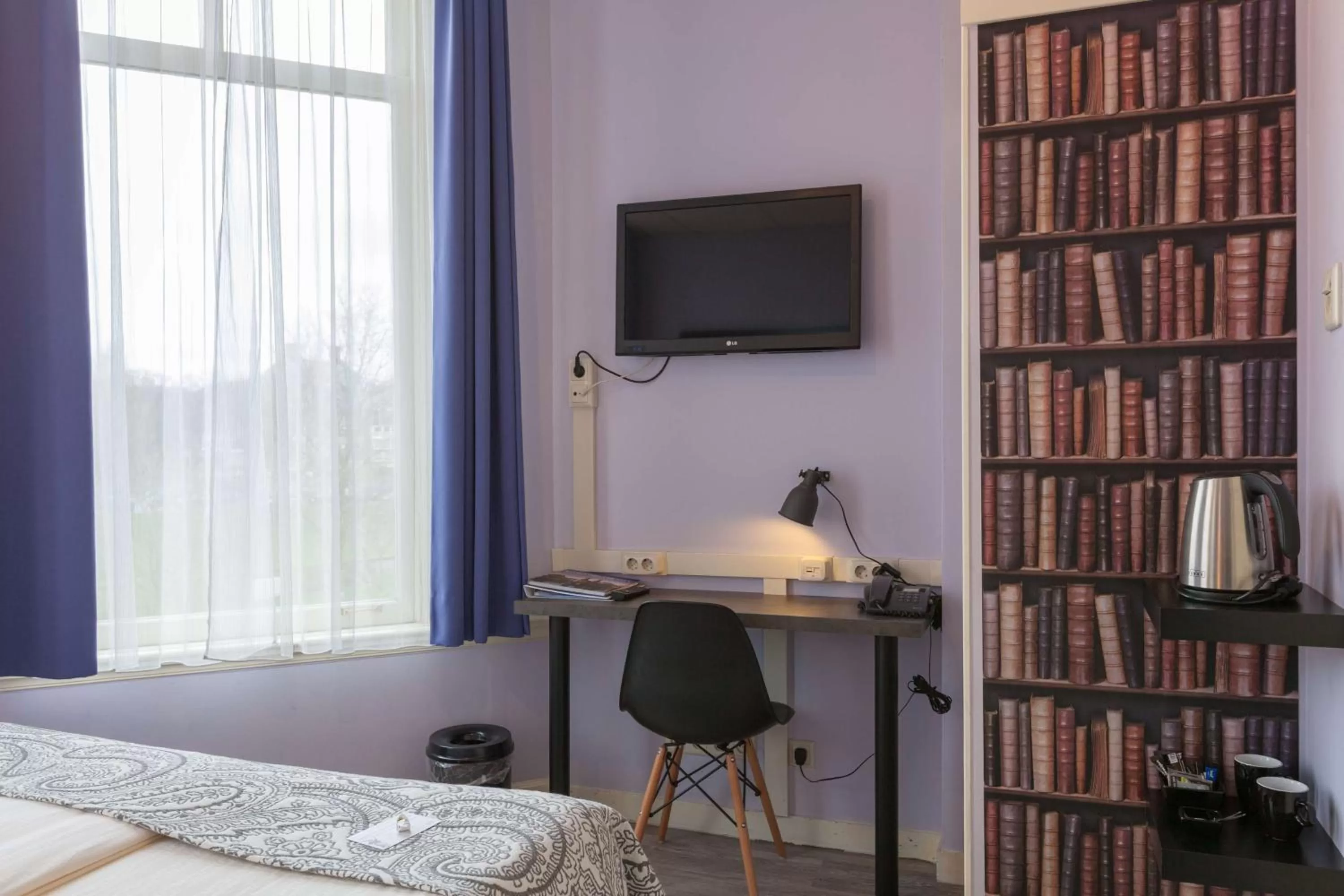 Photo of the whole room, Bed in Best Western Hotel Den Haag