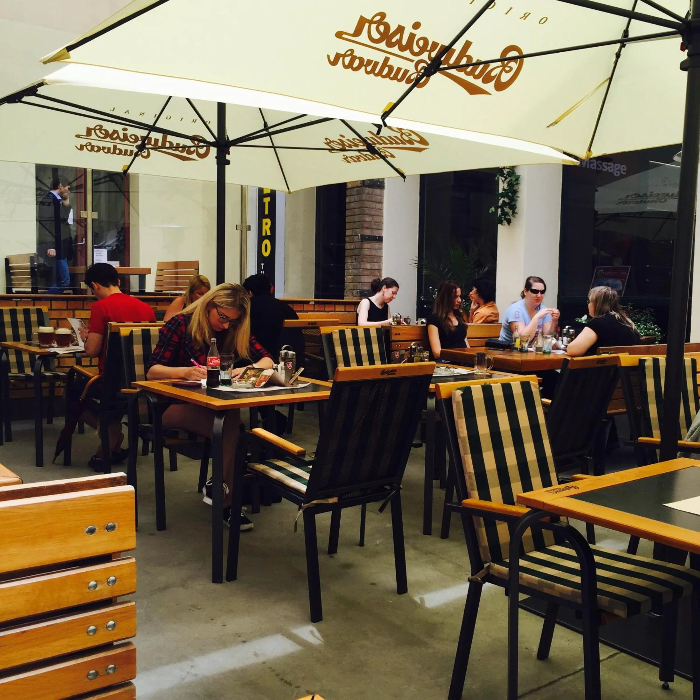 Restaurant/places to eat in U Medvidku-Brewery Hotel