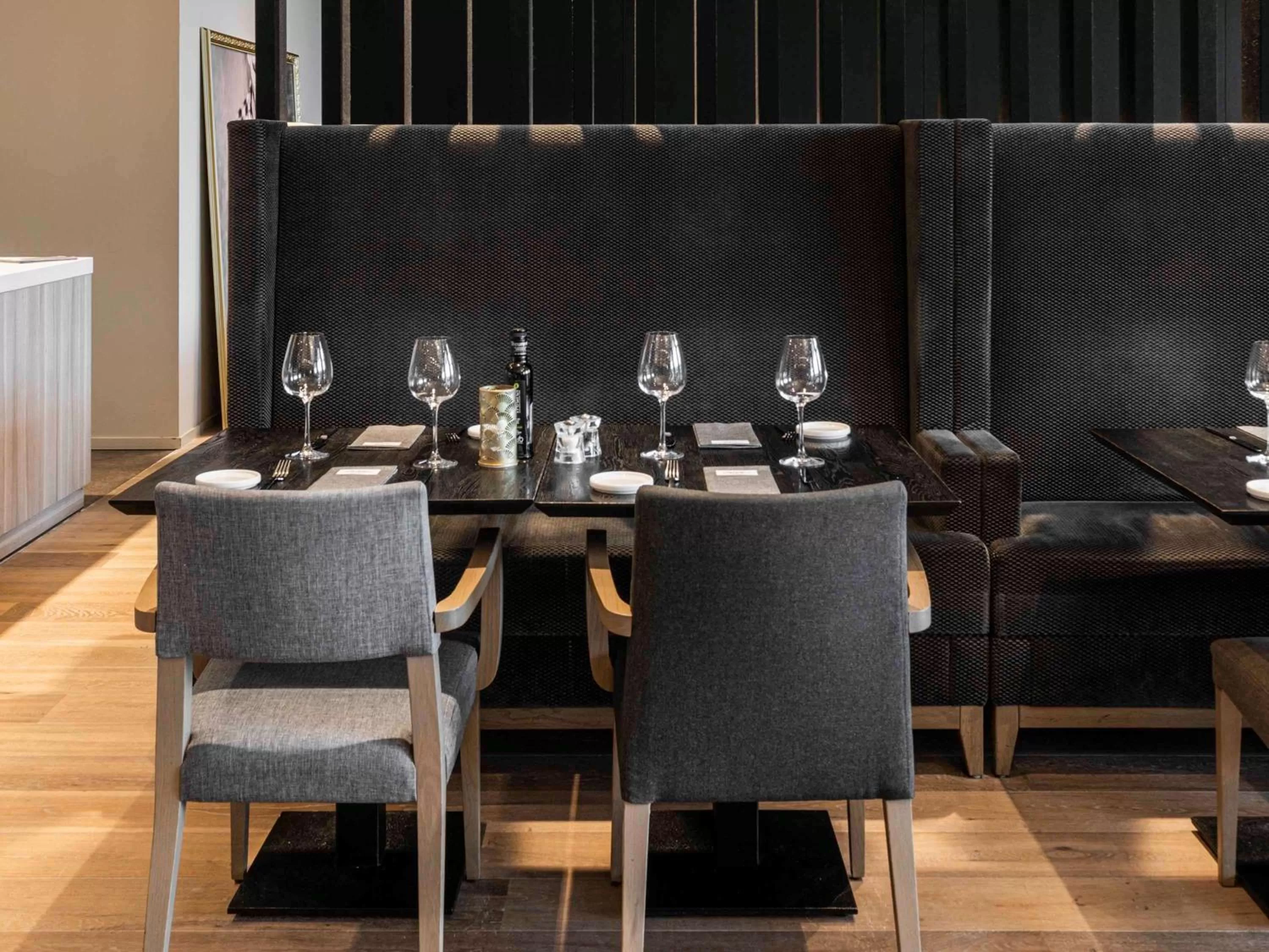 Restaurant/places to eat in Mercure Roeselare