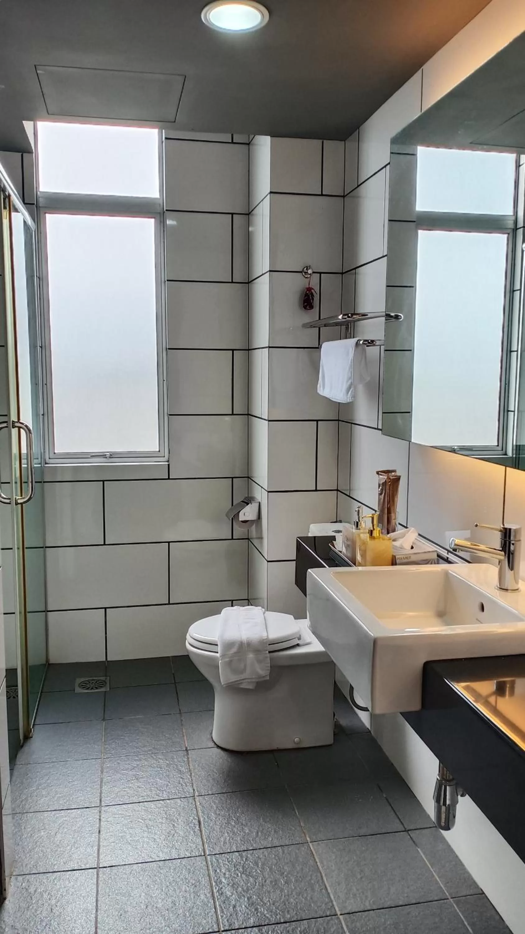 Toilet in Sense Hotel Taiping