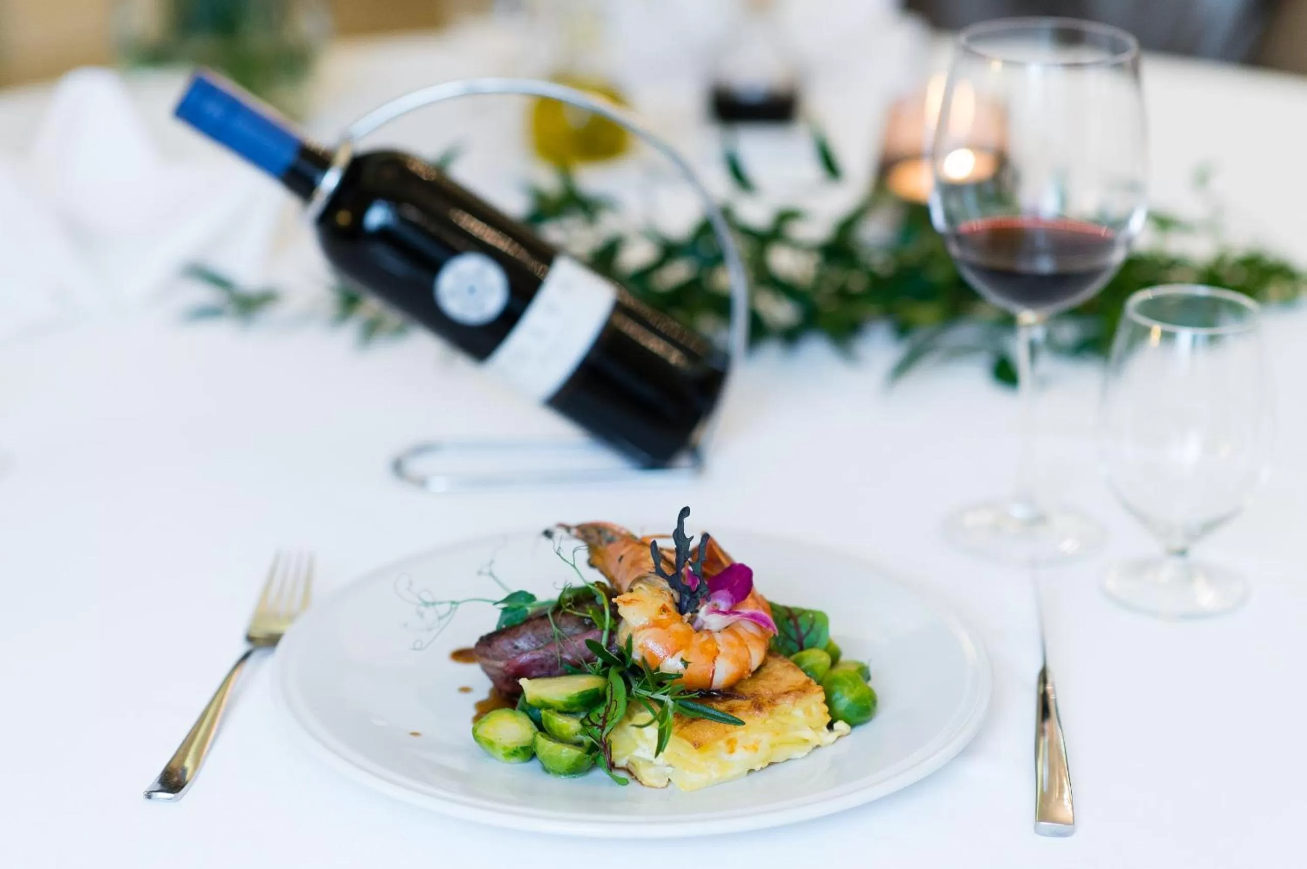 Restaurant/places to eat in Hotel Luxor