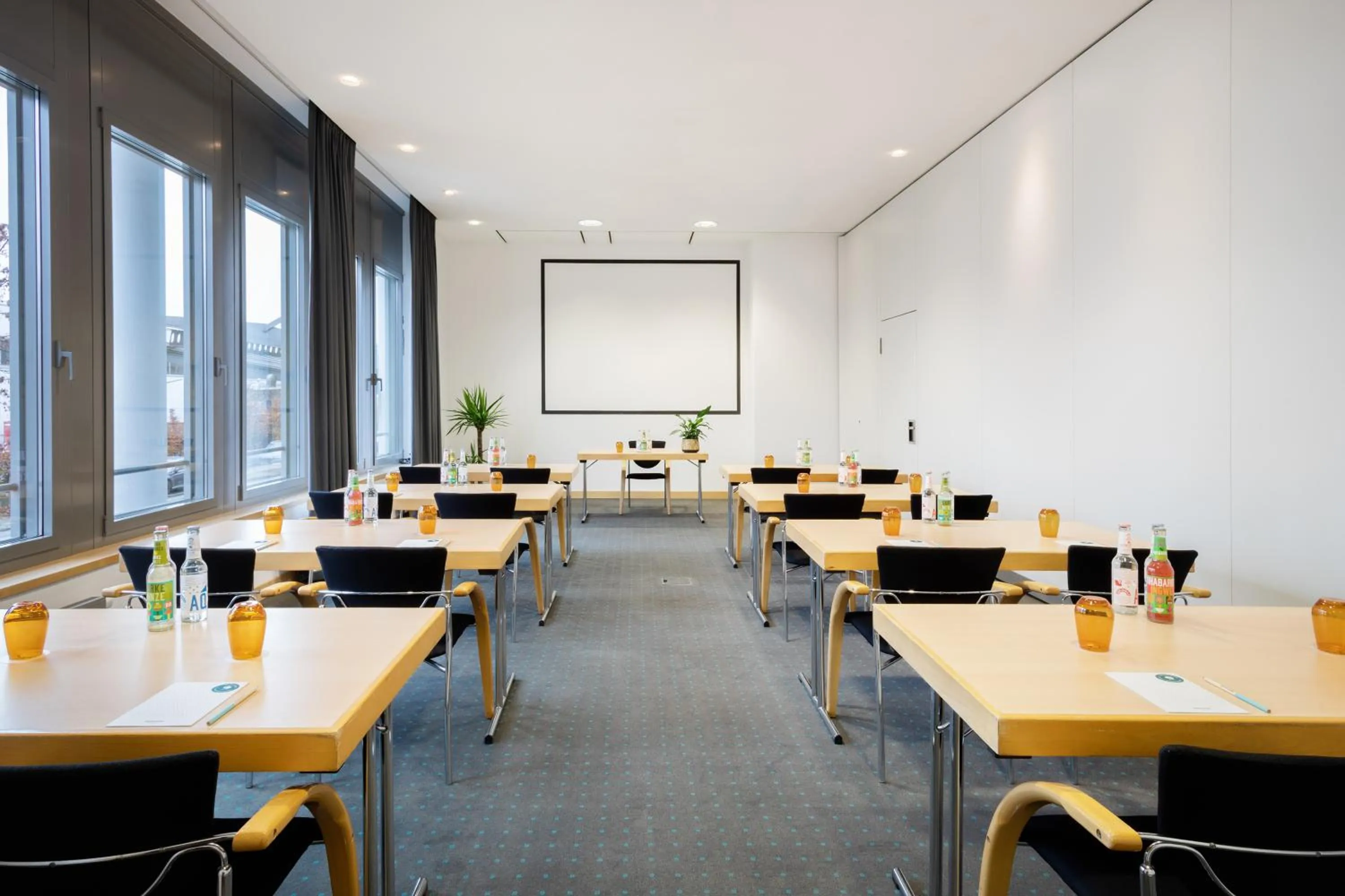 Business facilities in FOUR Munich Neue Messe