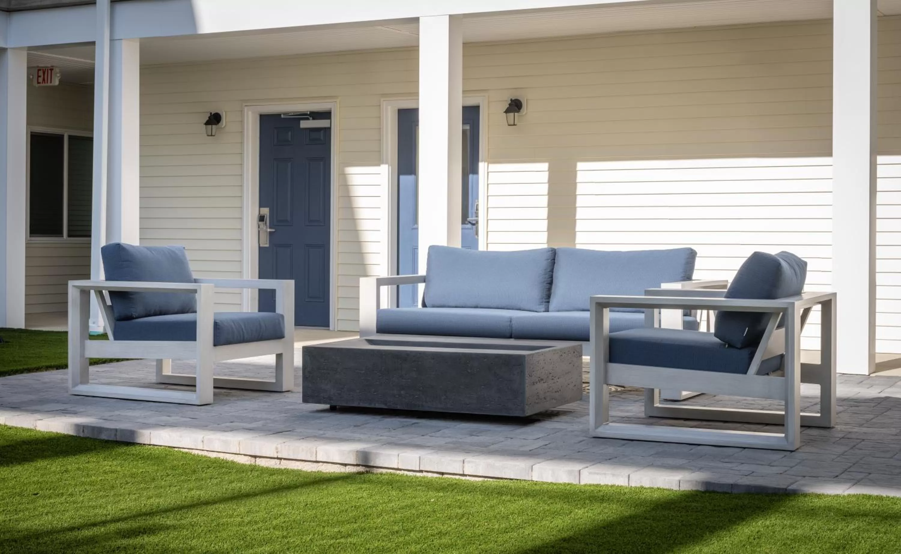 Patio in stayAPT Suites Alexandria-Fort Belvoir