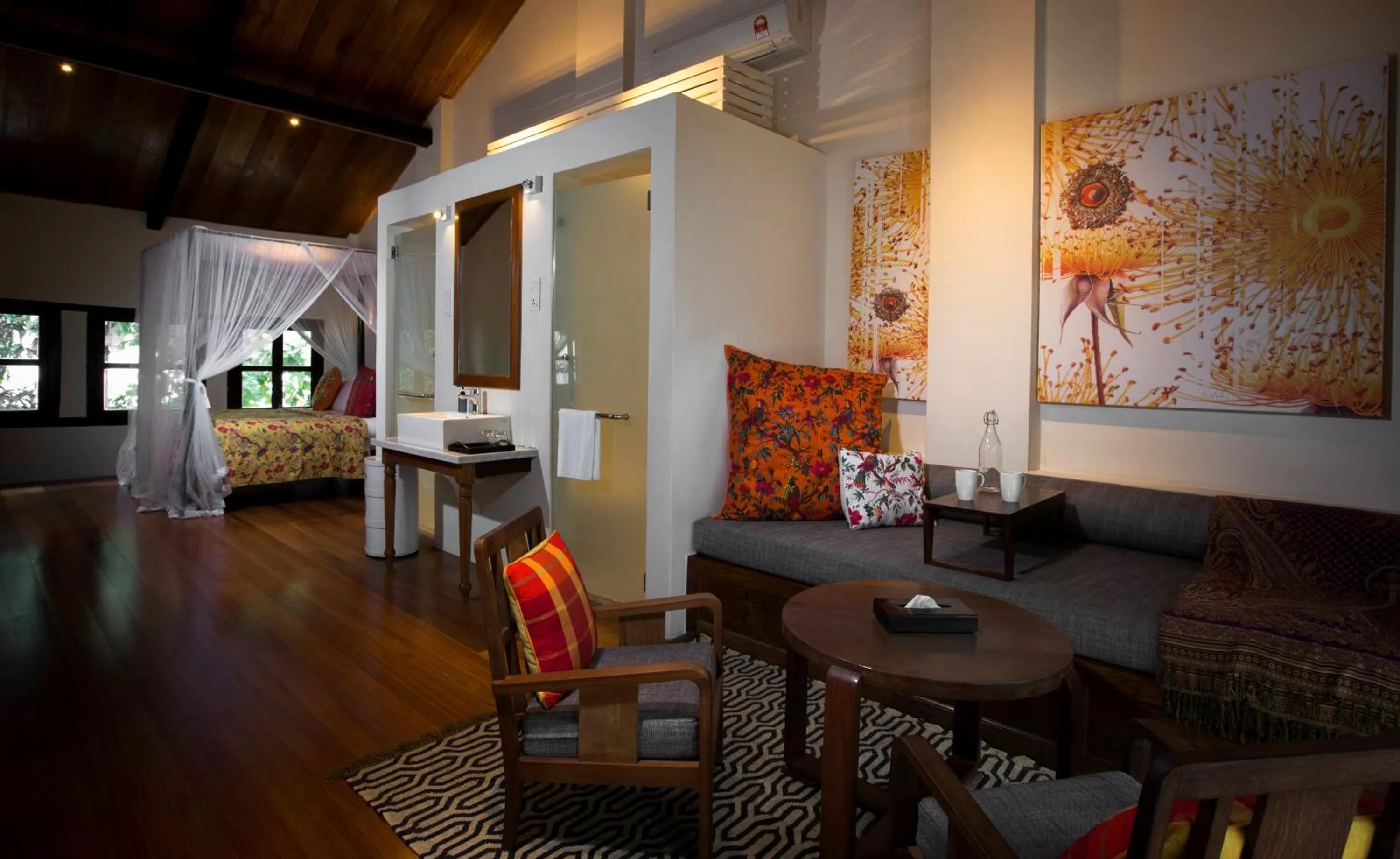 Bathroom in Muntri Grove