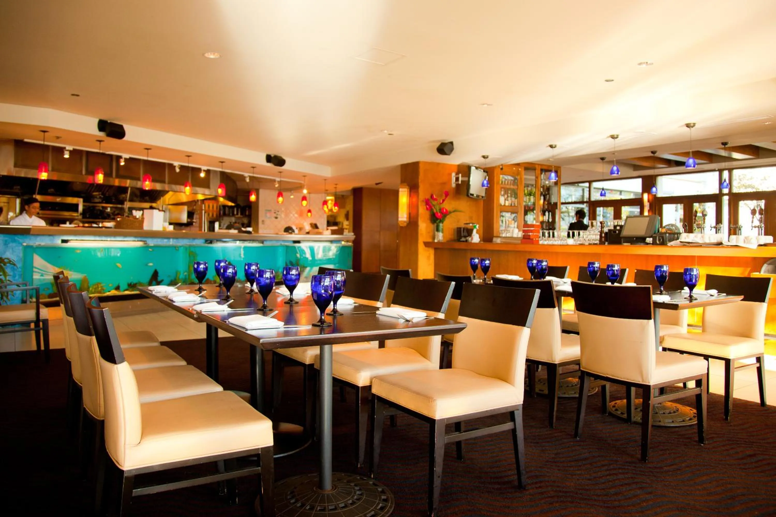 Restaurant/places to eat in Granville Island Hotel