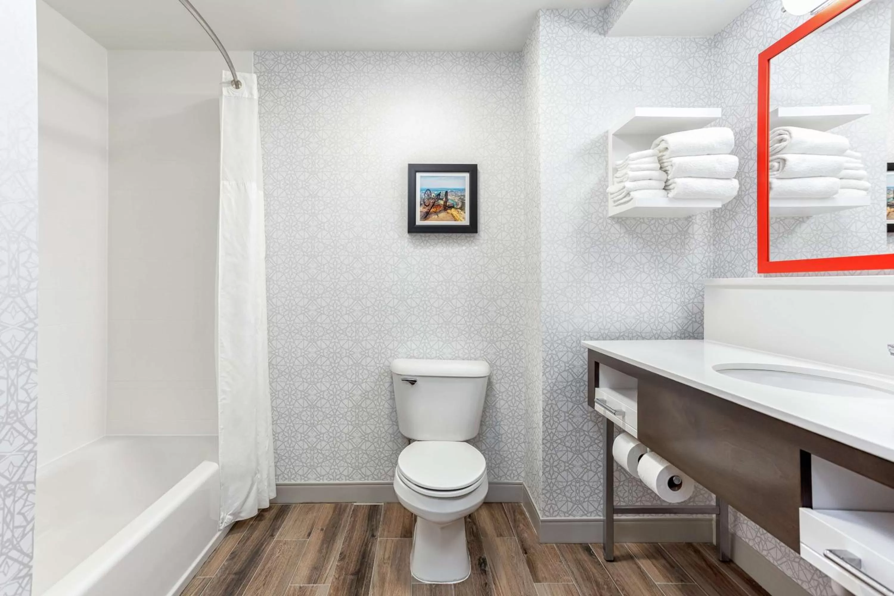 Bathroom in Hampton Inn Kingsport