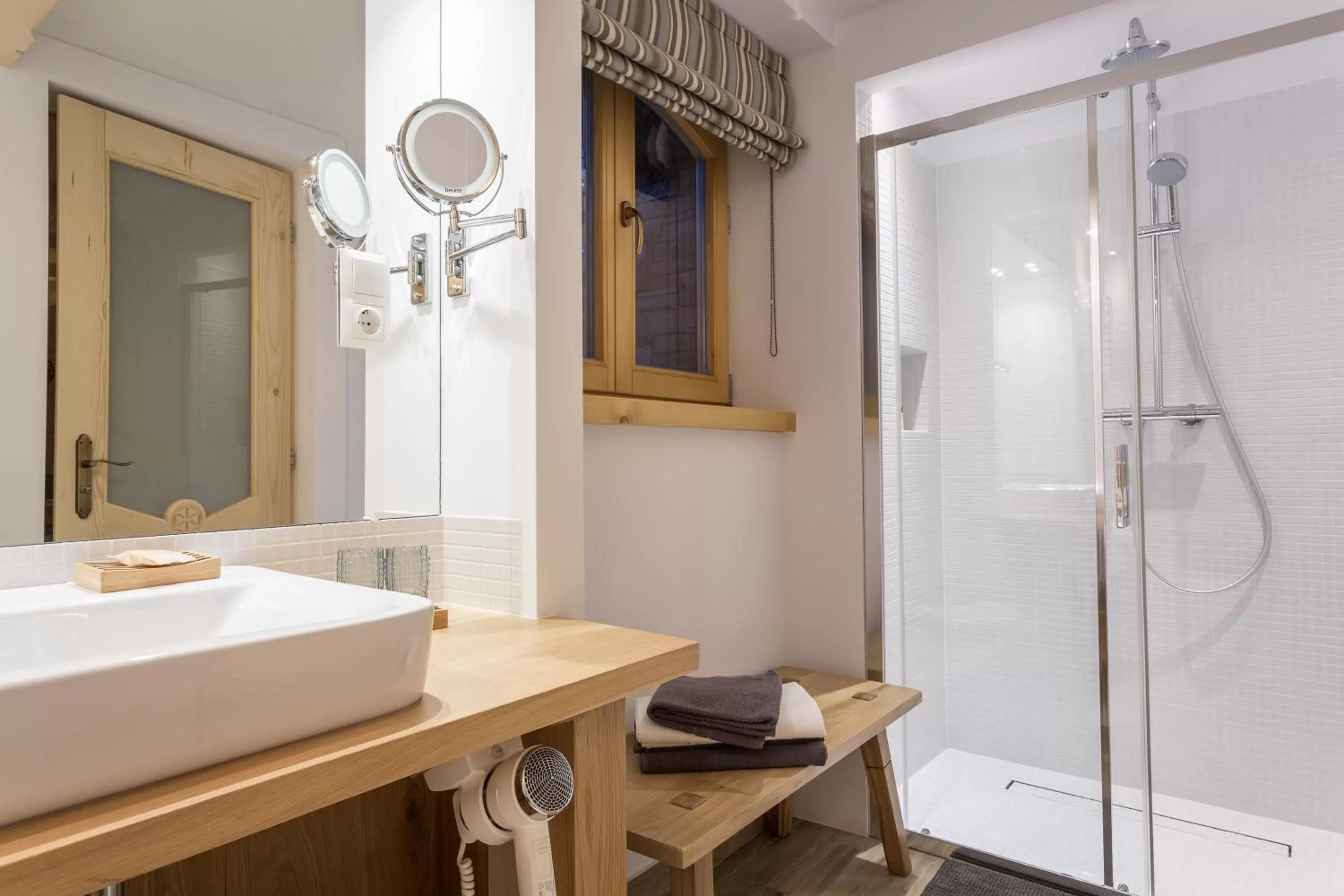 Bathroom in Aparthotel Bambi