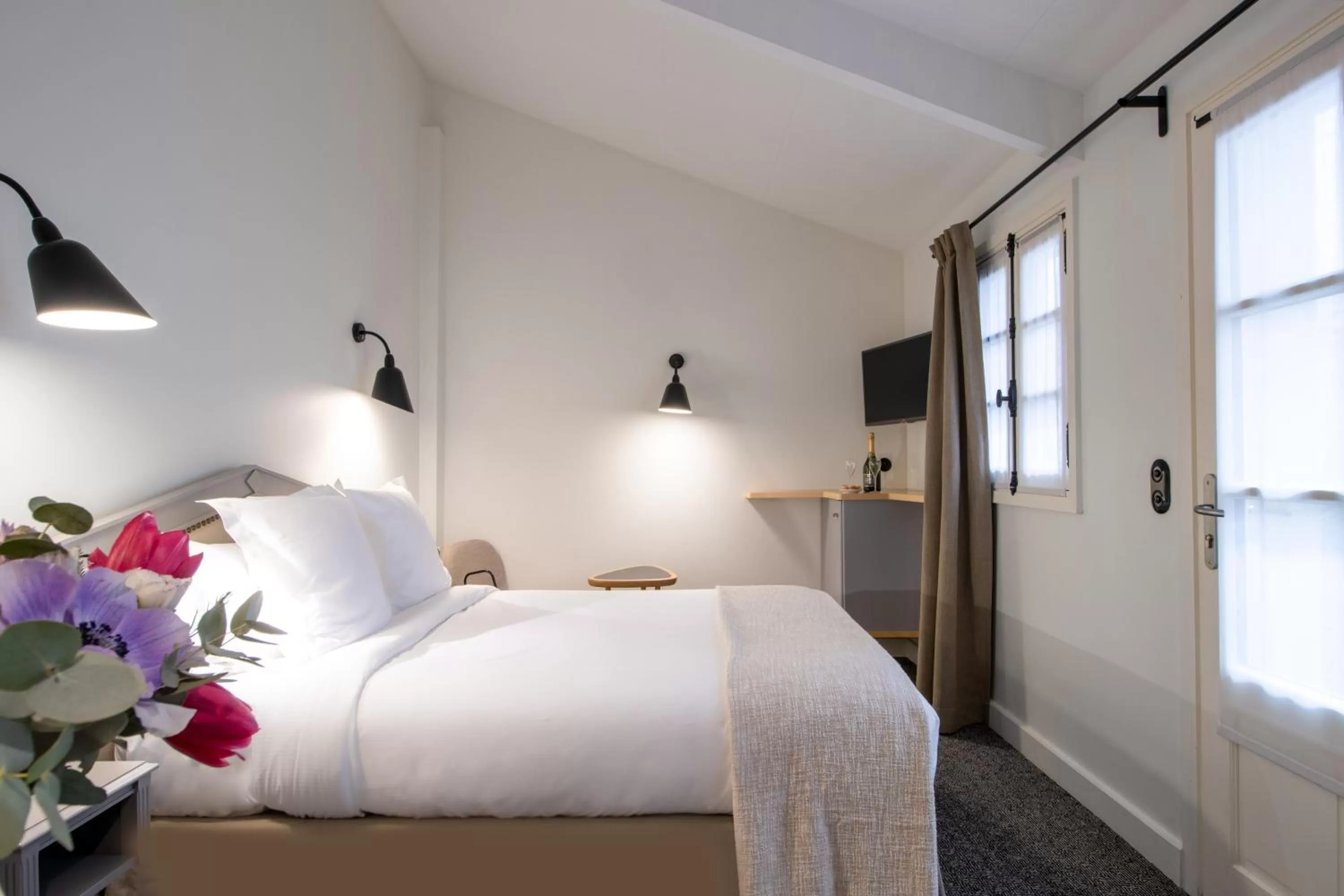 Bed in Millésime Hôtel