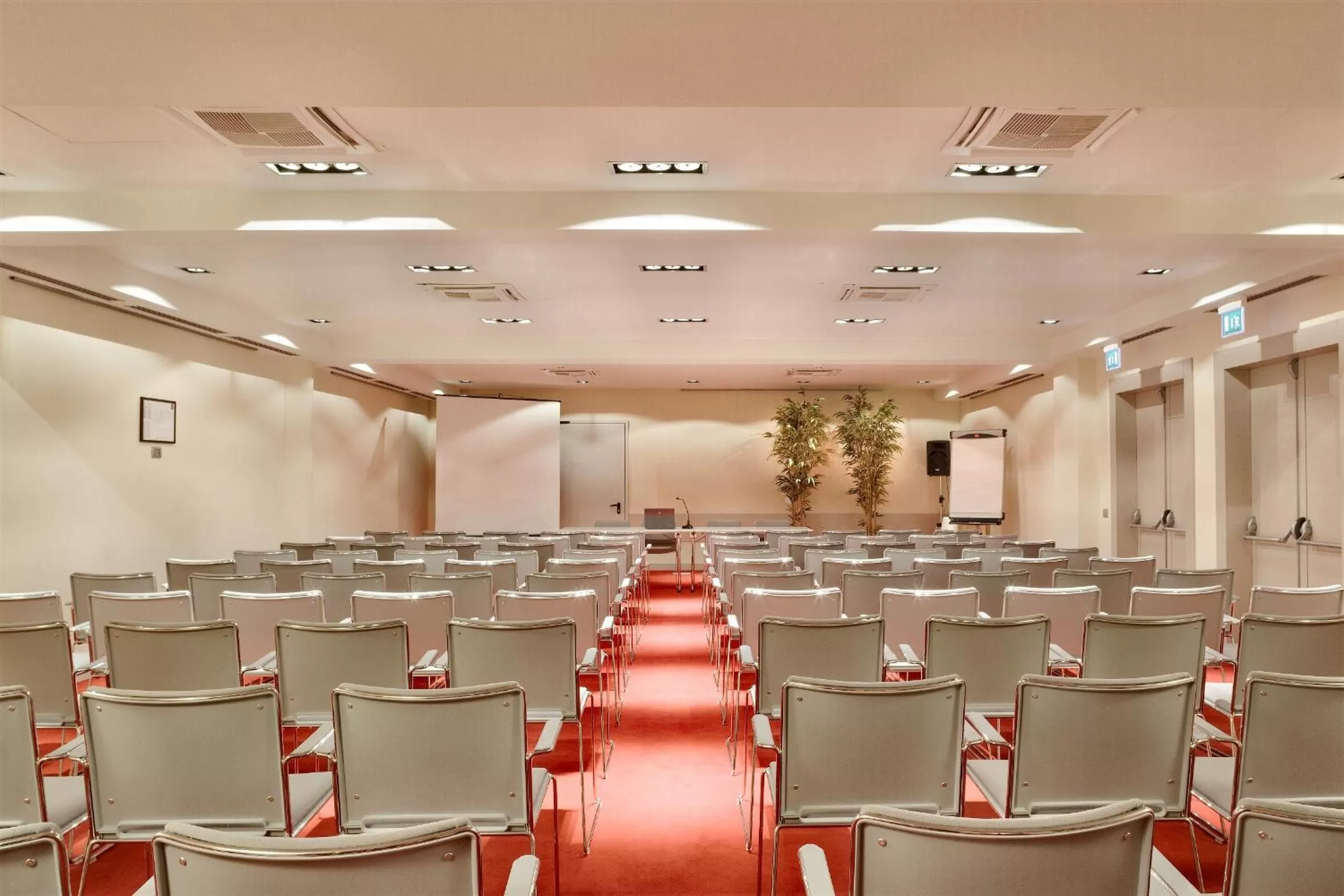 Meeting/conference room in Jazz Hotel