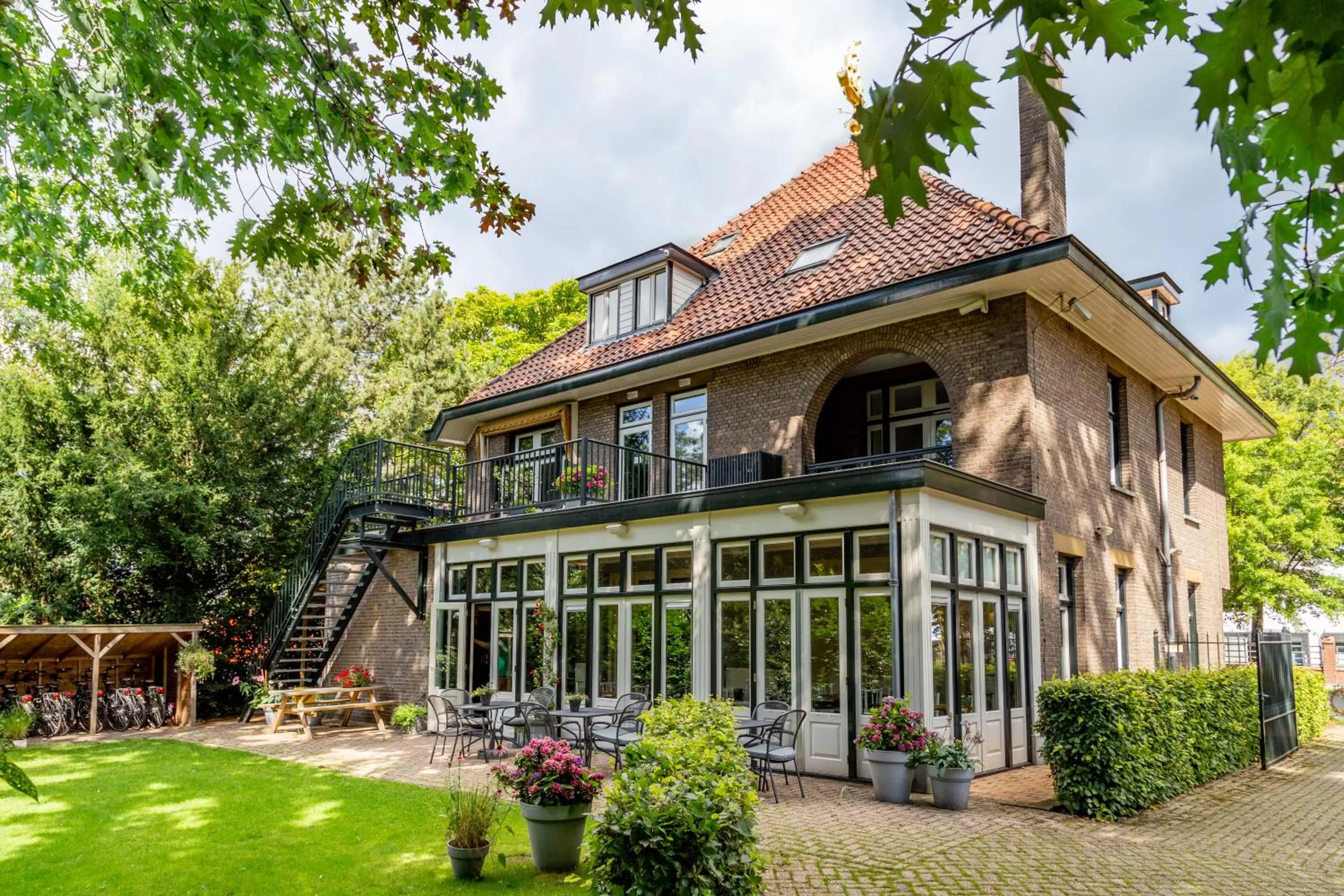 Property Building in Boutique Hotel Het Scheepshuys