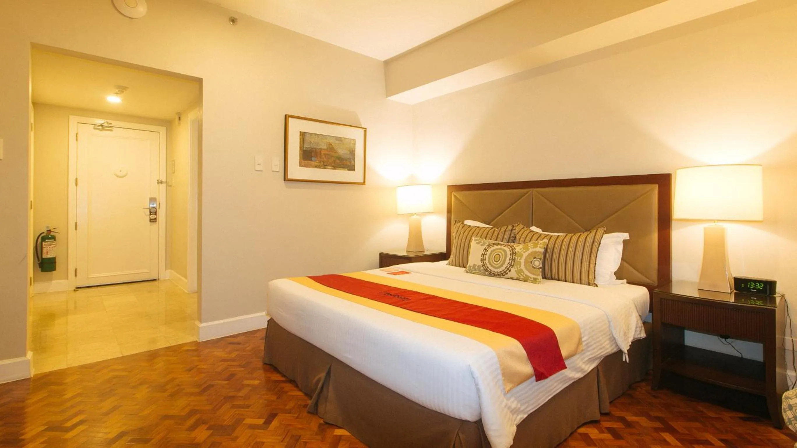 Bed in RedDoorz Premium at The Residences Olympia Makati